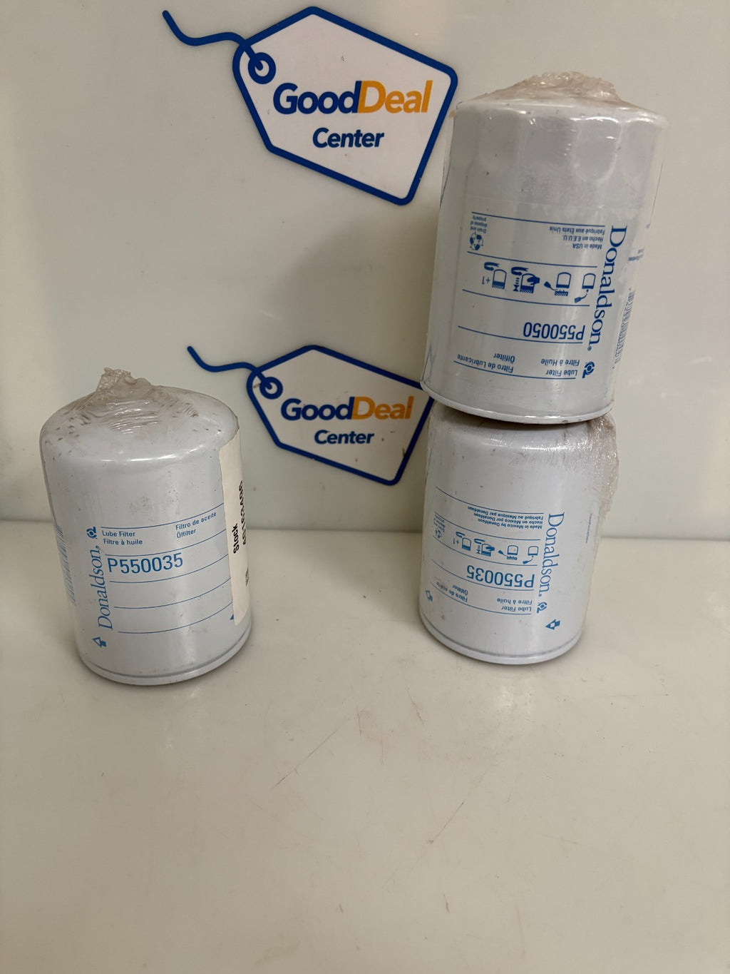 LOT OF 3 DONALDSON OIL FILTER 2XP550035 1XP550050