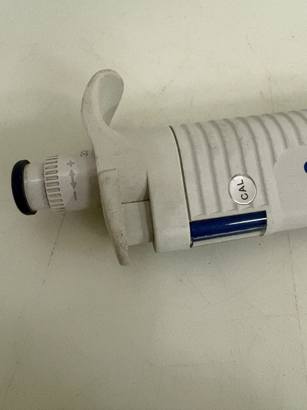 EPPENDORF RESEARCH 1000 100TO 1000UL PIPETTOR2
