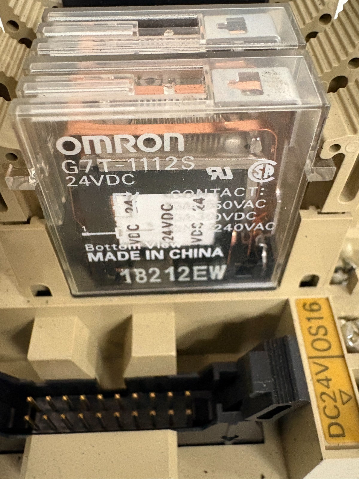 OMRON 16 RELAY CHANNEL TERMINAL W/12 RELAY GTTC-0C16