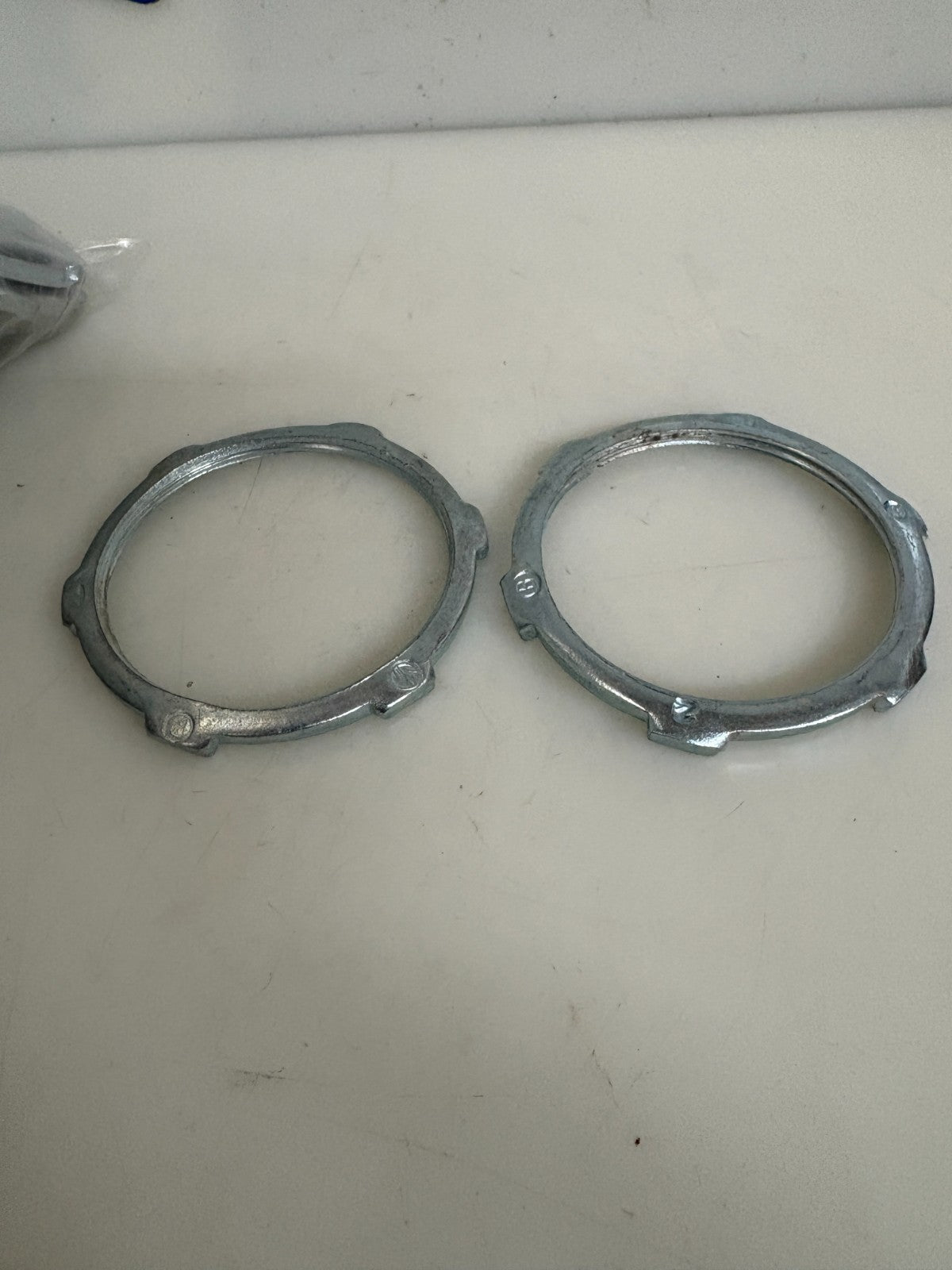 LOT OF 31 BRIDGEPORT ZINC PLATED STEEL CONDUIT LOCKNUT #106-S
