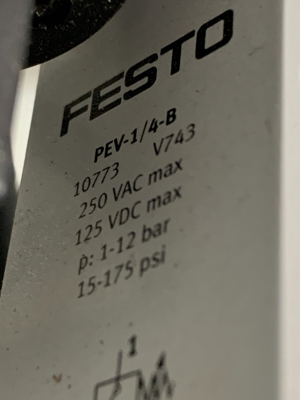 FESTO AIR REGULATOR UNIT  1X159635  1X10773  1X172956  1X170684  1X3666655
