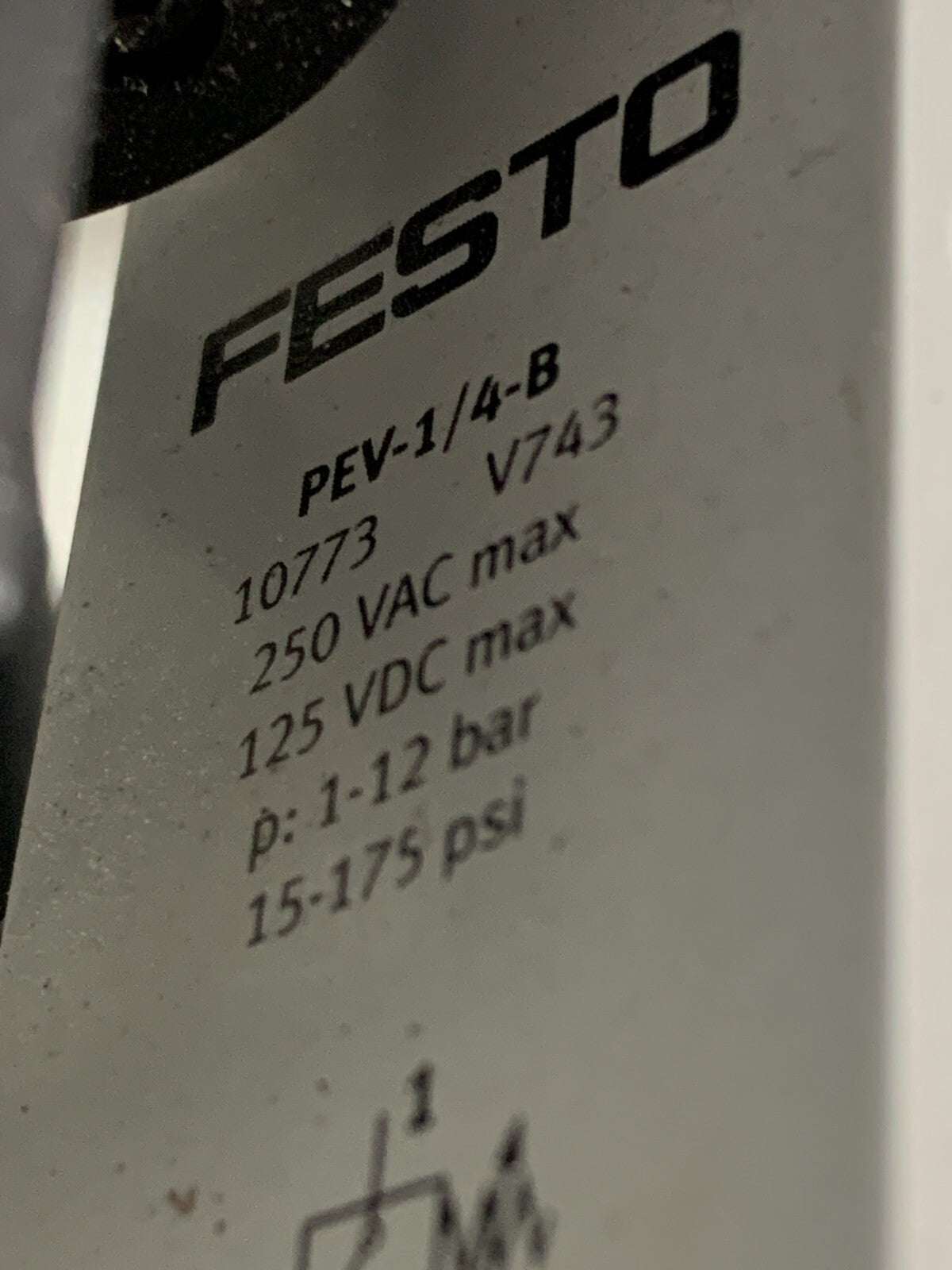 FESTO AIR REGULATOR UNIT  1X159635  1X10773  1X172956  1X170684  1X3666655