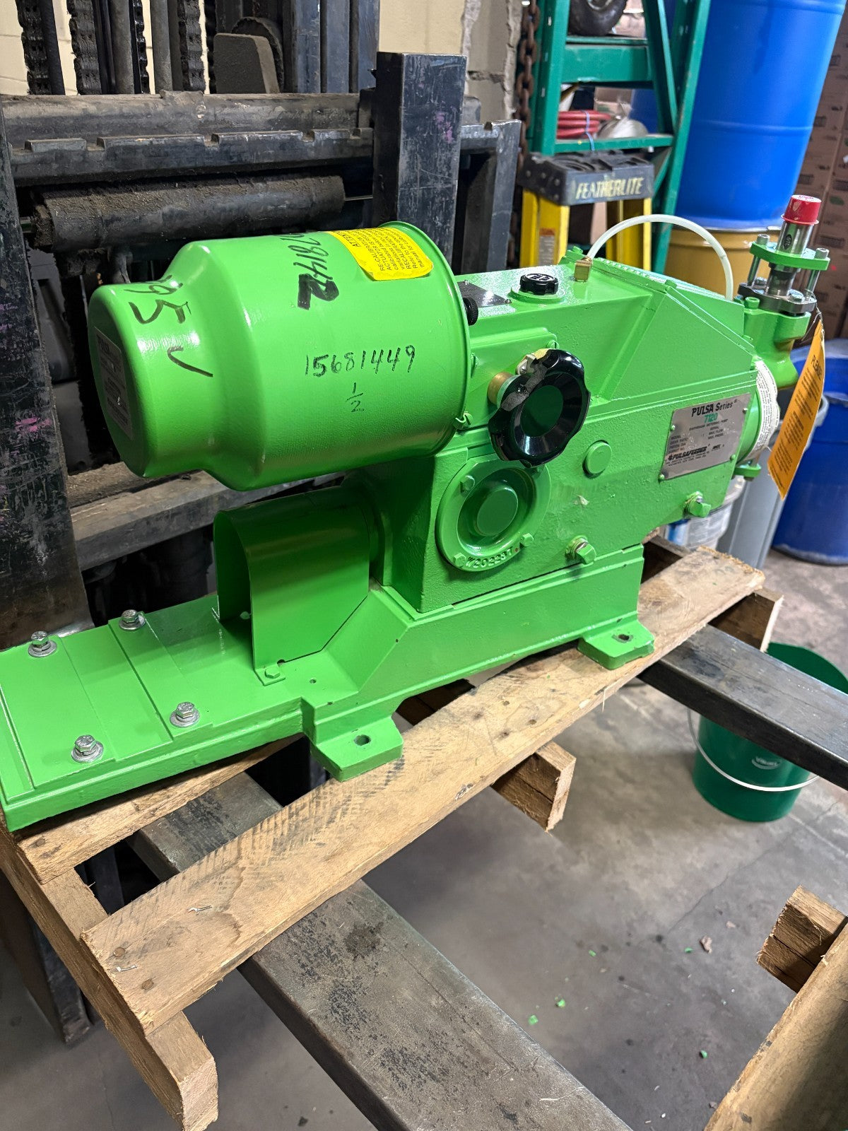 PULSAFEEDER 7120 DIAPHRAGM METERING PUMP 7120H-S-AE0