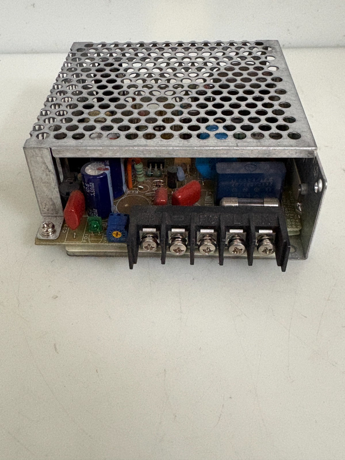 NEMIC LAMBDA SWITCHING POWER SUPPLY RWS15A-24/4