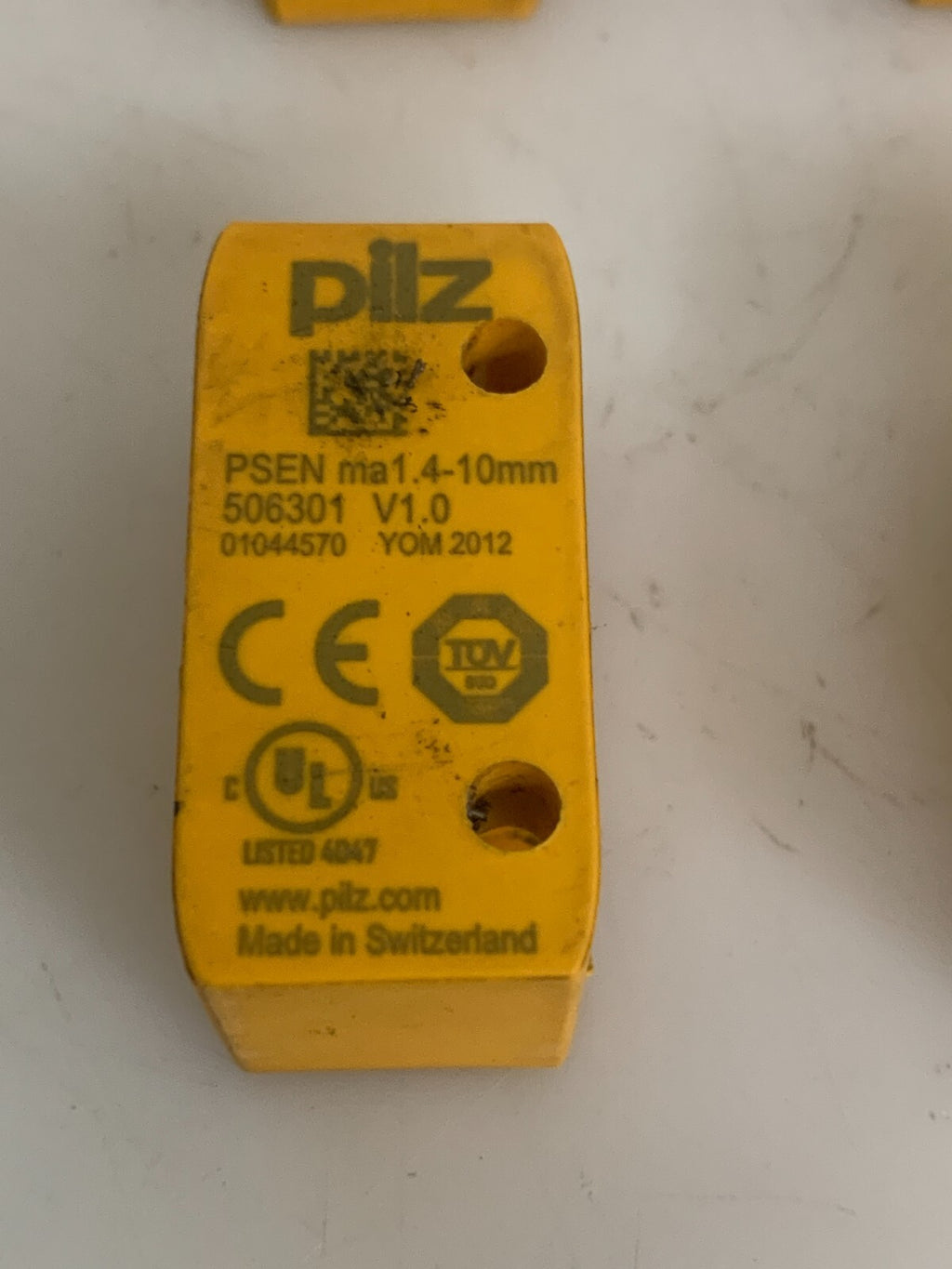 LOT OF 6  PILZ MAGNETIC SENSOR 506301 PSEN MA1.4-10MM