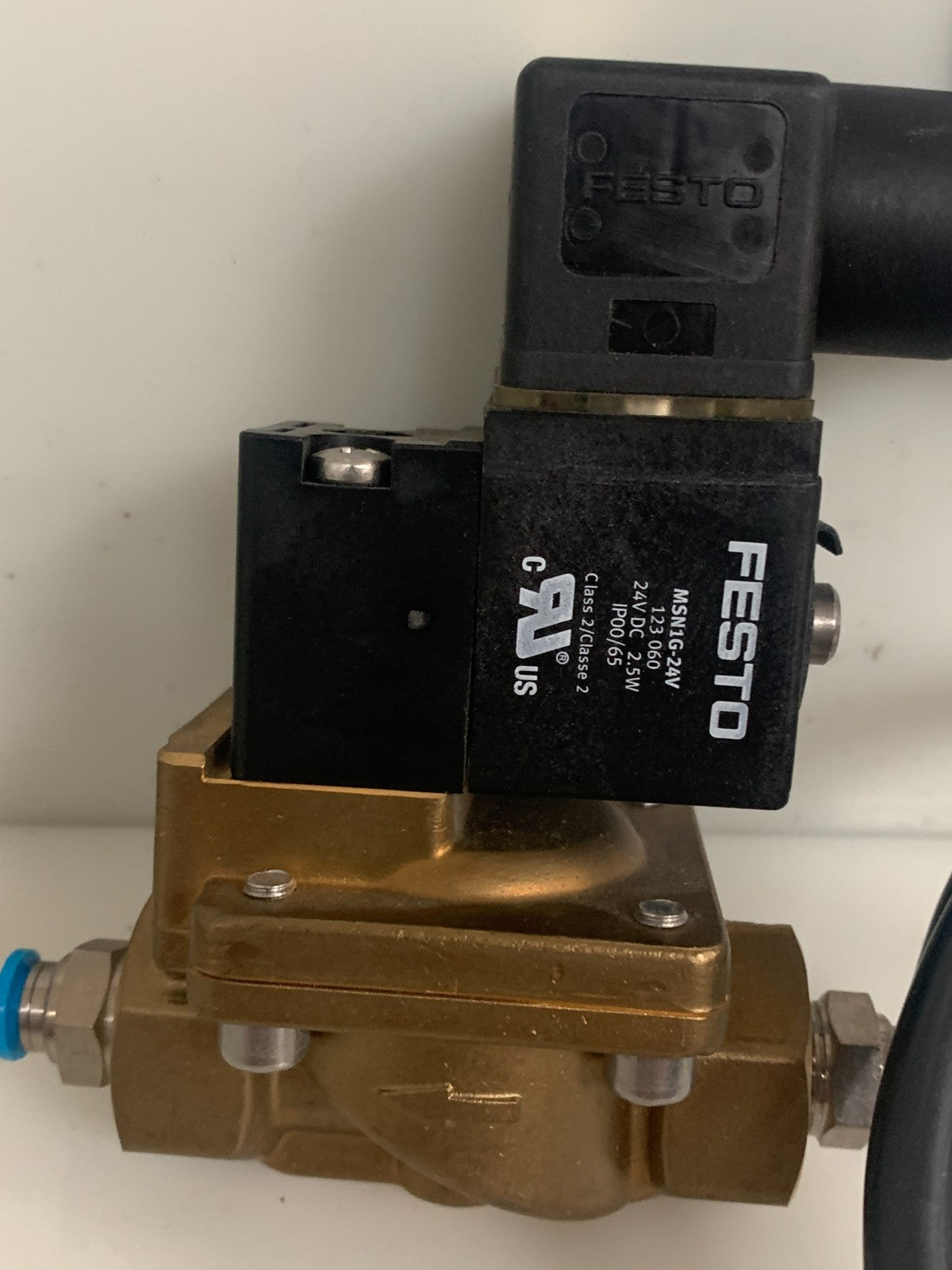 FESTO MAGNETIC VALVE 1/4 MN14-2- 1/4-MS 161725 W/SOLENOID MSN1G-24V