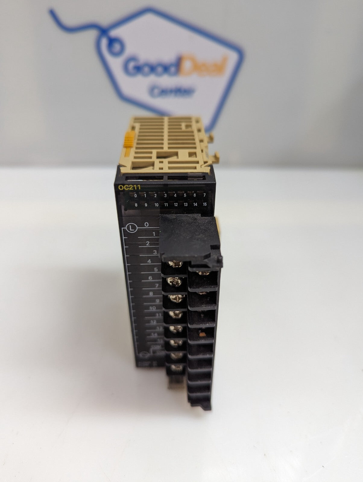 Omron CJ1W-OC211 Output Unit