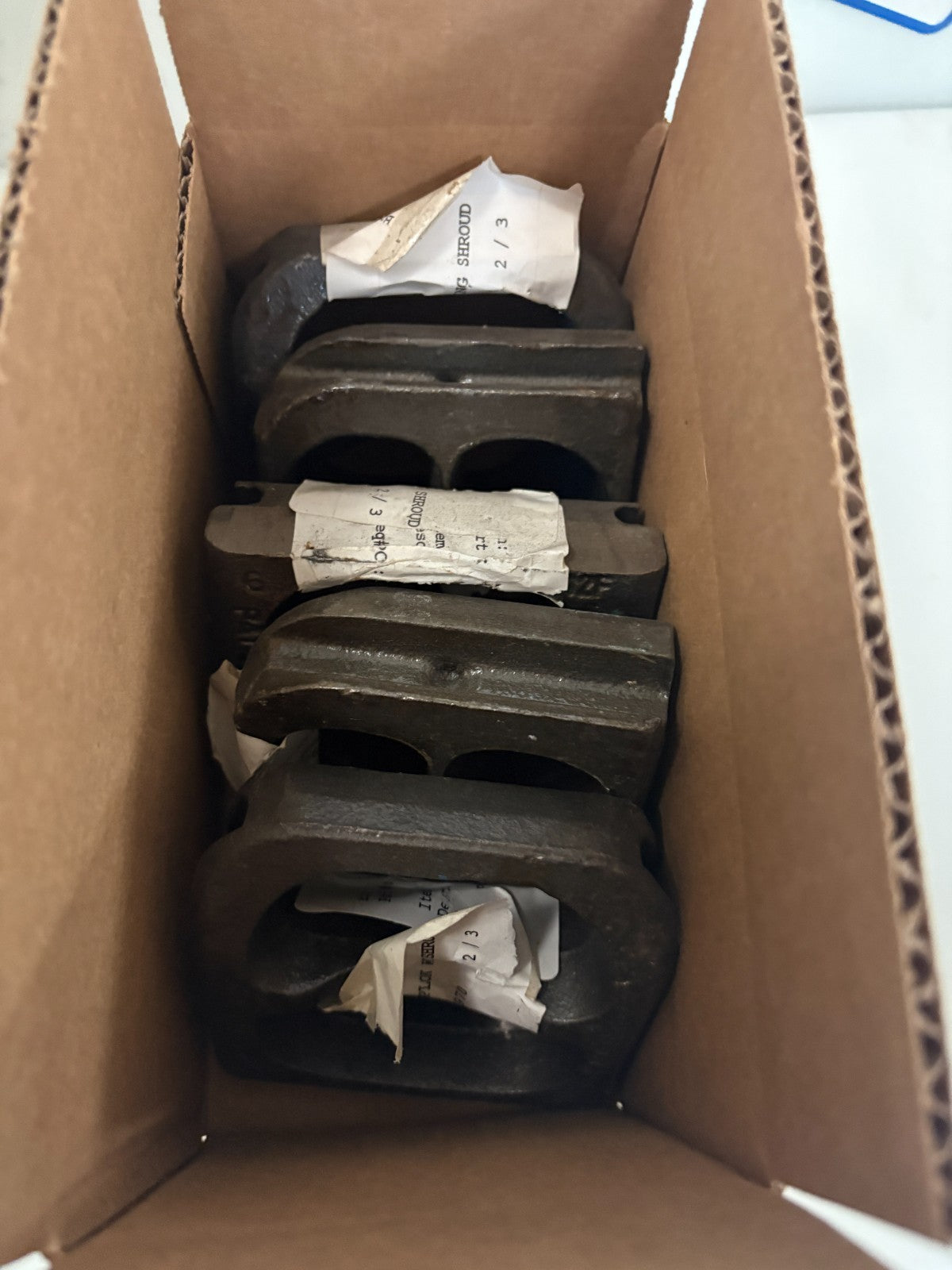 LOT OF 5 ESCO TOPLOK SHROUD WING W13D04 990972803