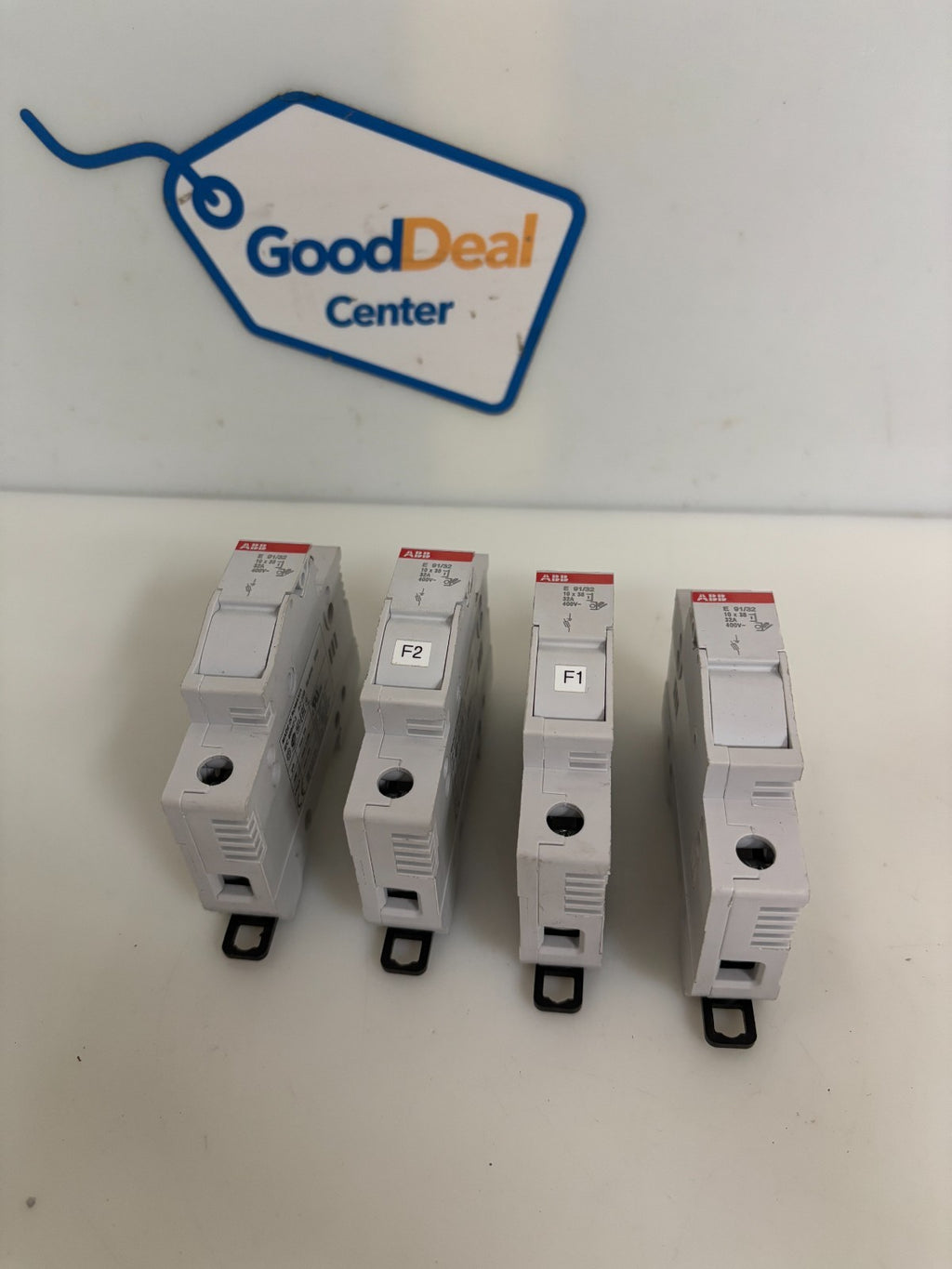 LOT OF 4 ABB FUSE HOLDER E 91/32 W/FUSE0