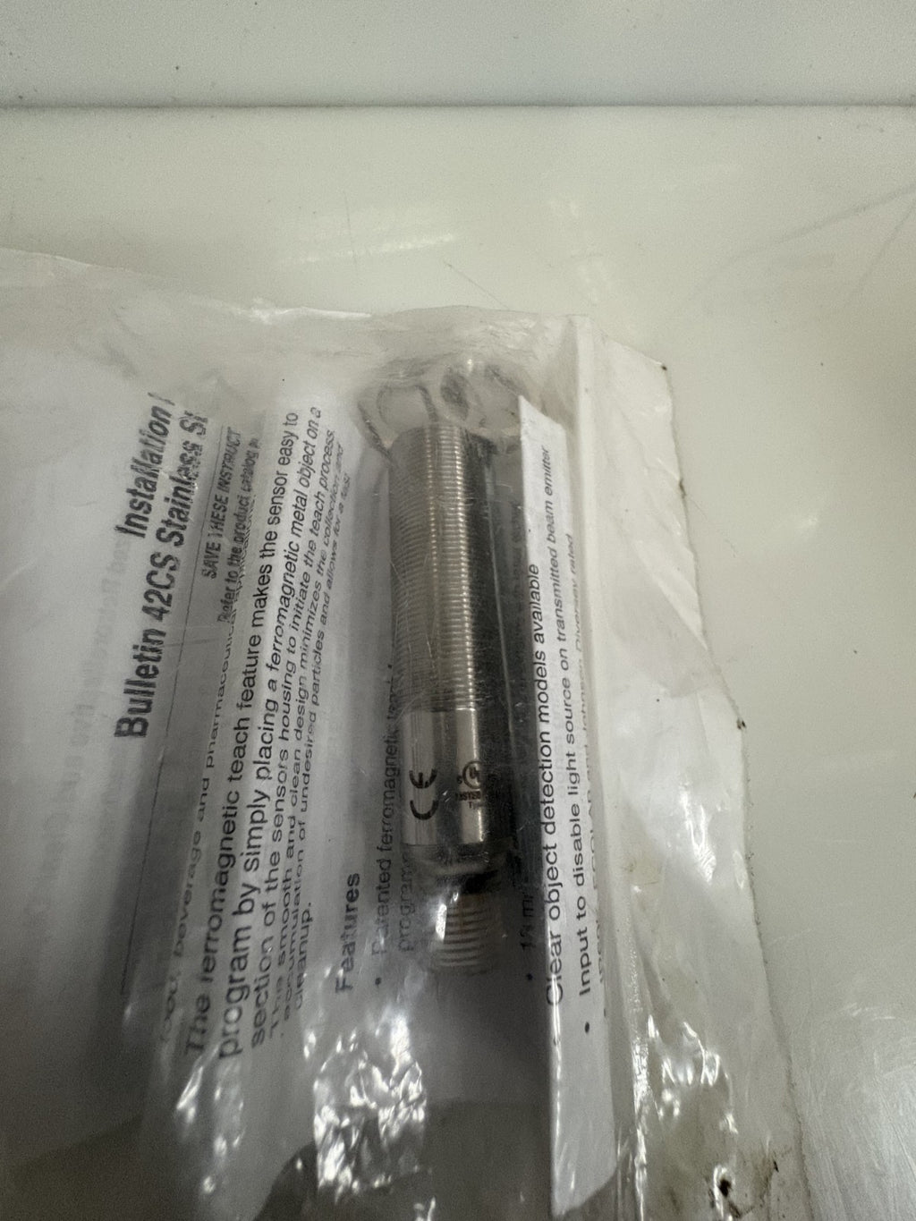 ALLEN BRADLEY SUPPRESSION SENSOR 42CST-B2MPA1-D4 A