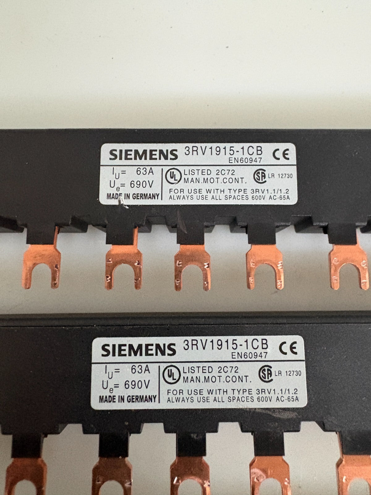 SIEMENS AUXILIARY LINE FEEDER BAR MIX LOT 4X 3RV1915-1C 2X 3RV1915-1CB