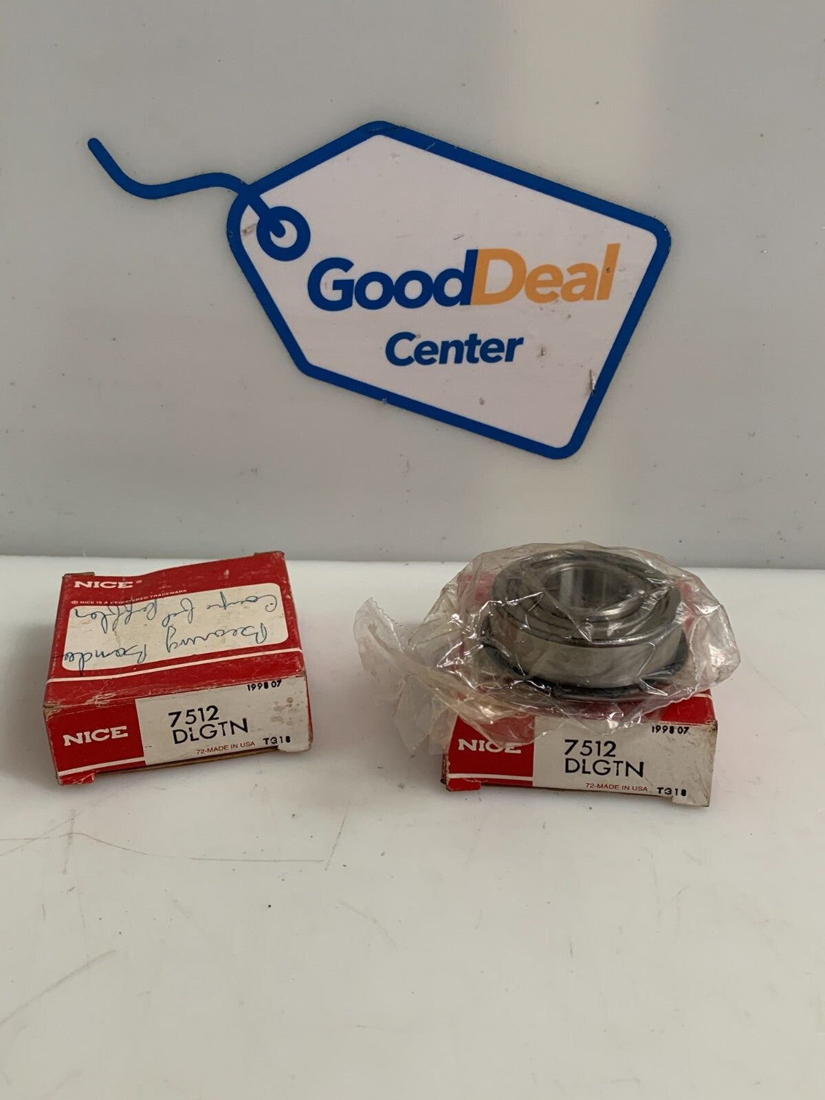 LOT OF 2 NICE SINGLE ROW BALL BEARING 7512 DLGTN0