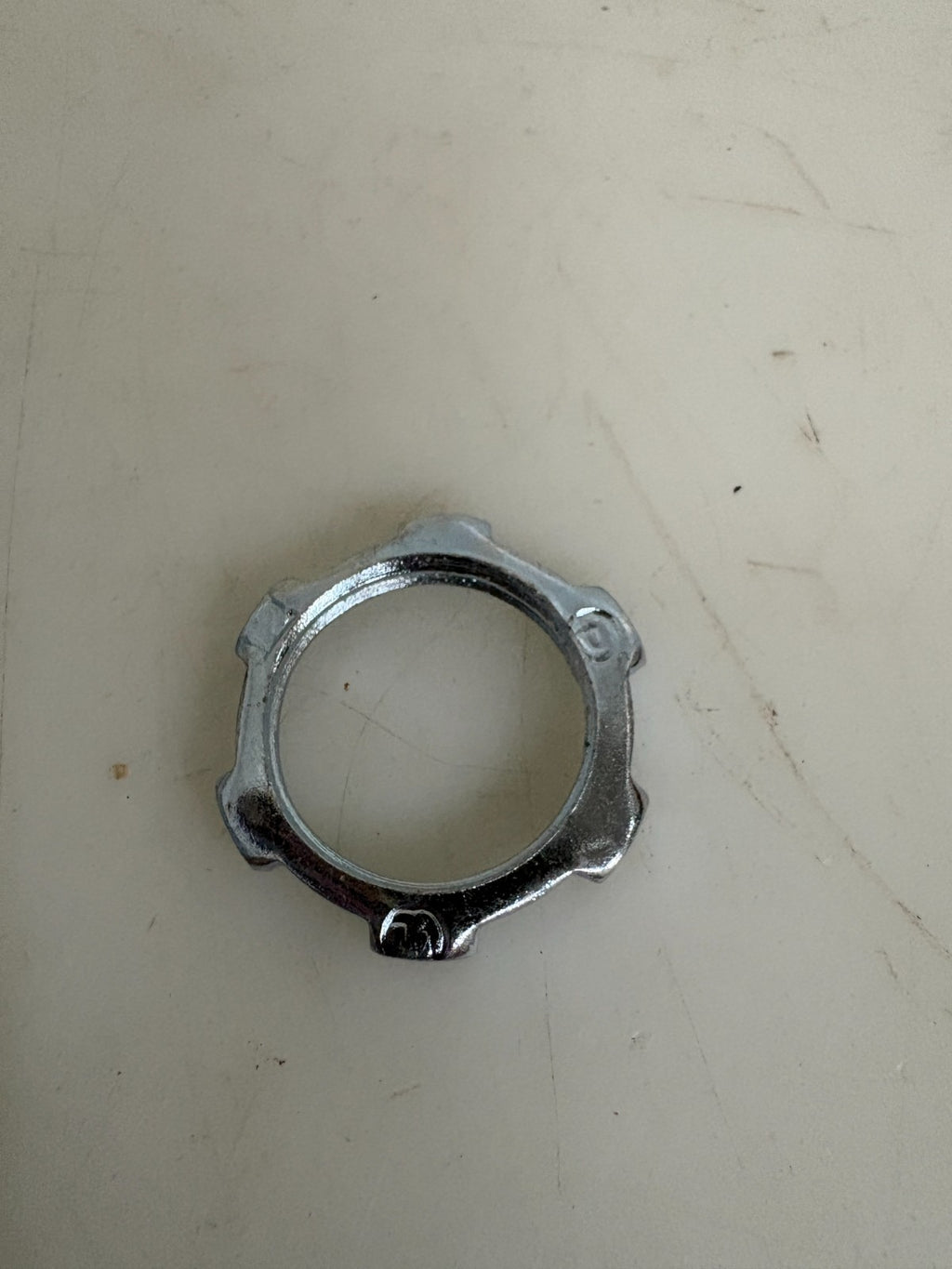 ABB THOMAS & BETTS STEEL 1/2 LOCKNUTS 200 IN BOX1