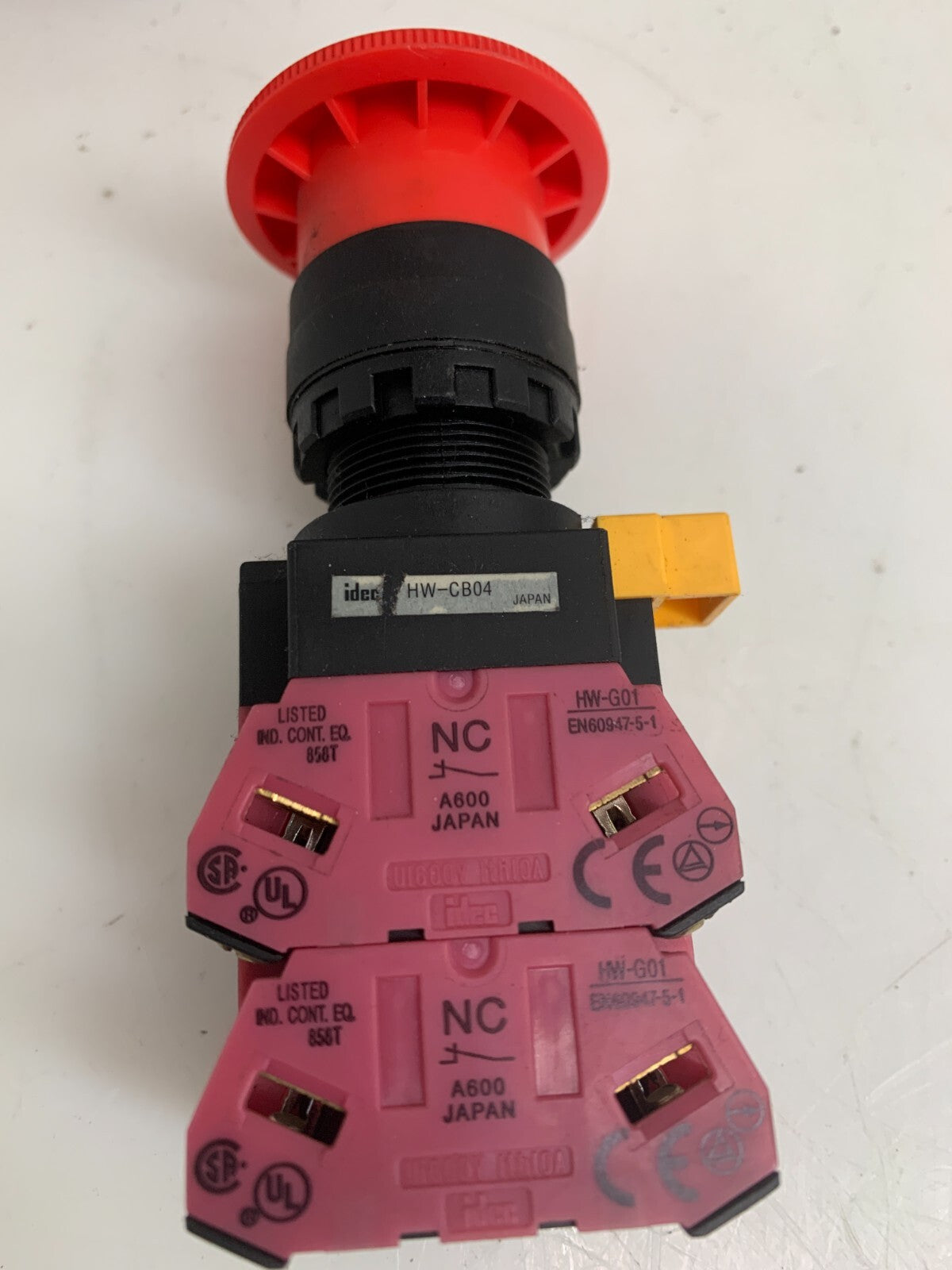 Lot of 3 IDEC HW-CB04 Red Push Twist Stop Button