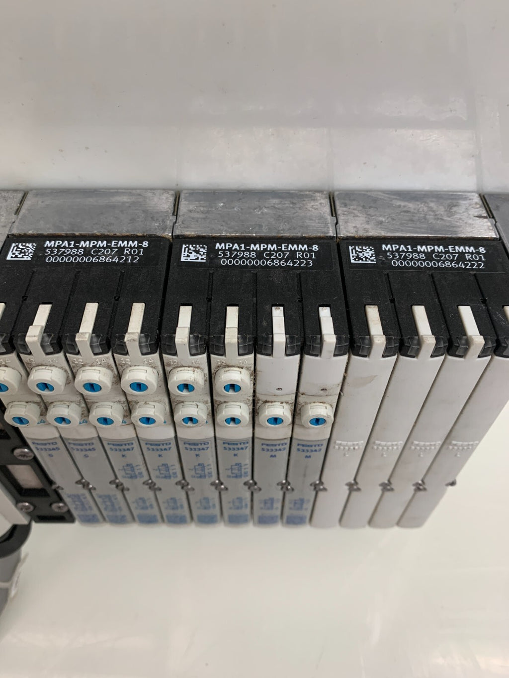 FESTO  Manifold Unit   (Details in description)