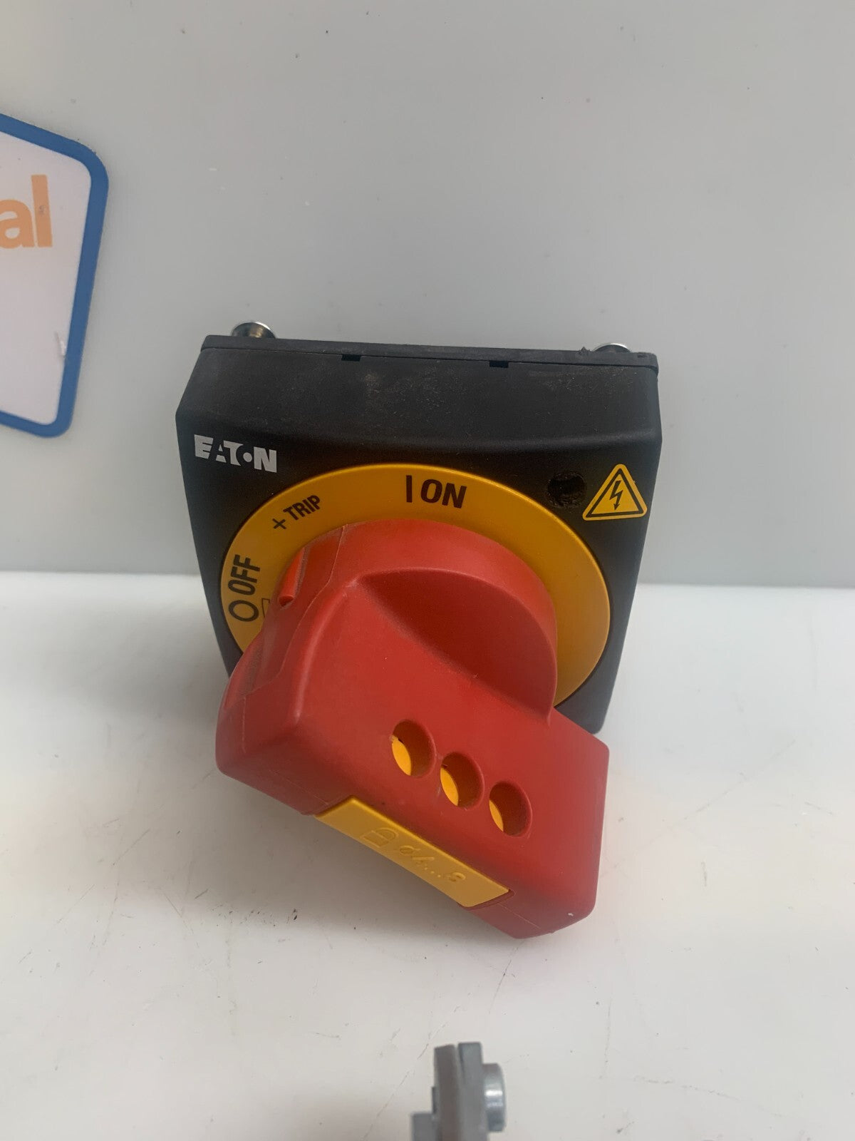 EATON MOELLER NZMB1-XDV Circuit Breaker     Complete w/ ON-Off Trip Switch
