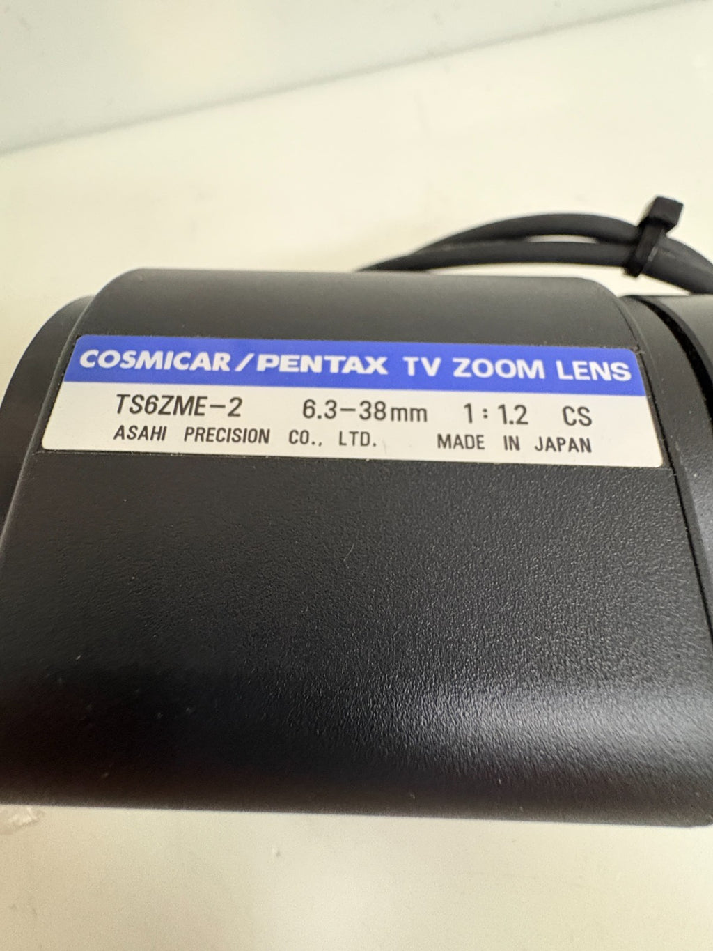 COSMICAR/PENTAX TV ZOOM LENS TS6ZME2