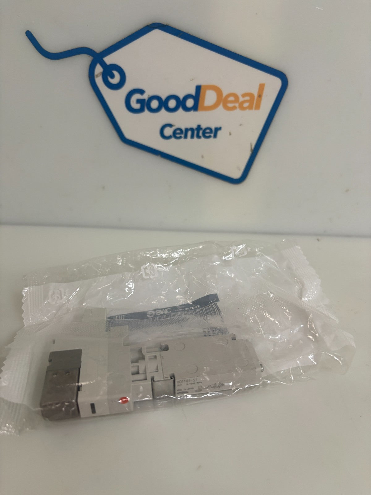 SMC SOLENOID VALVE VQ1101-510