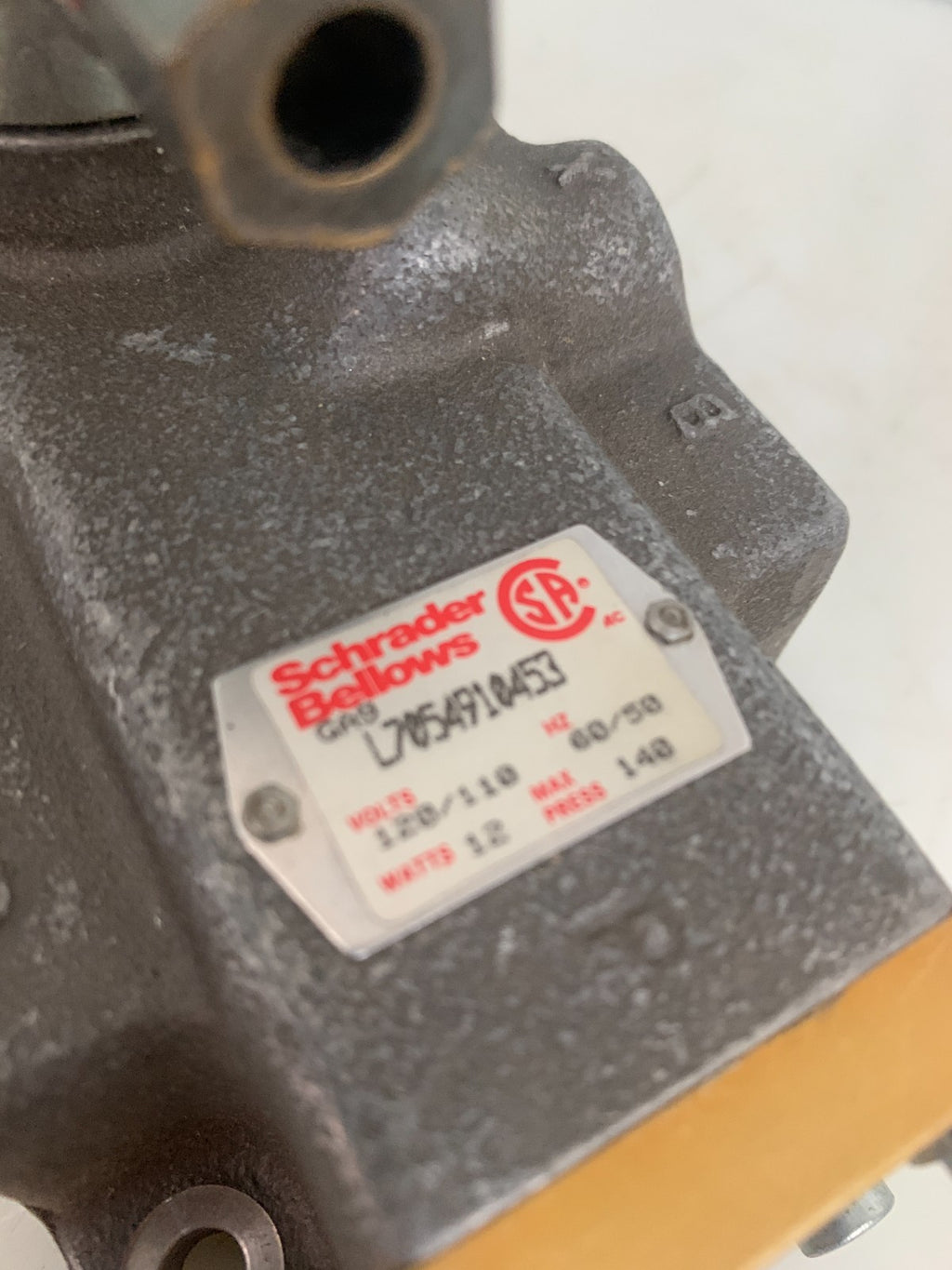 SCHRADER BELLOWS CONTROL VALVE L7054910453