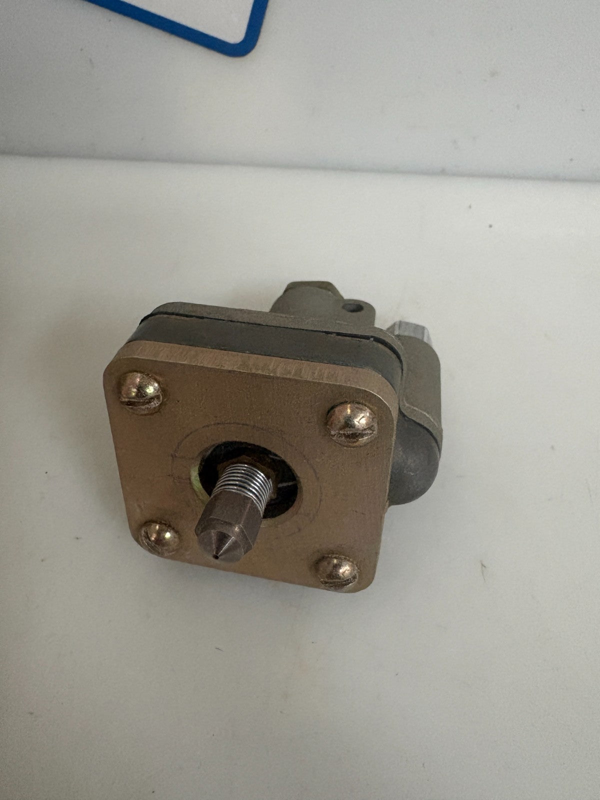 FISHER CONTROLS VERTICAL RELAY AJ6205000A2