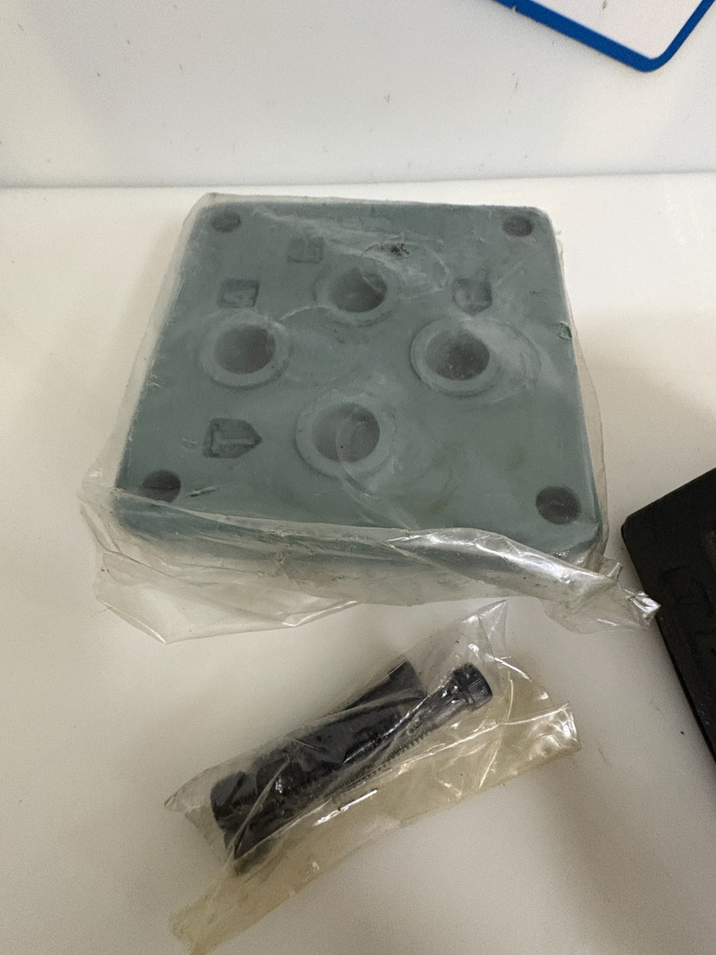 YUKEN DIRECTIONAL VALVE DSG-03-2B3-A120-N-509053