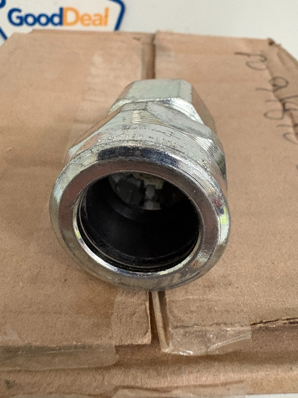 ABB THOMAS & BETTS 1/2" STAR TECK CABLE FITTING W/SEALING RING ST050-466S2