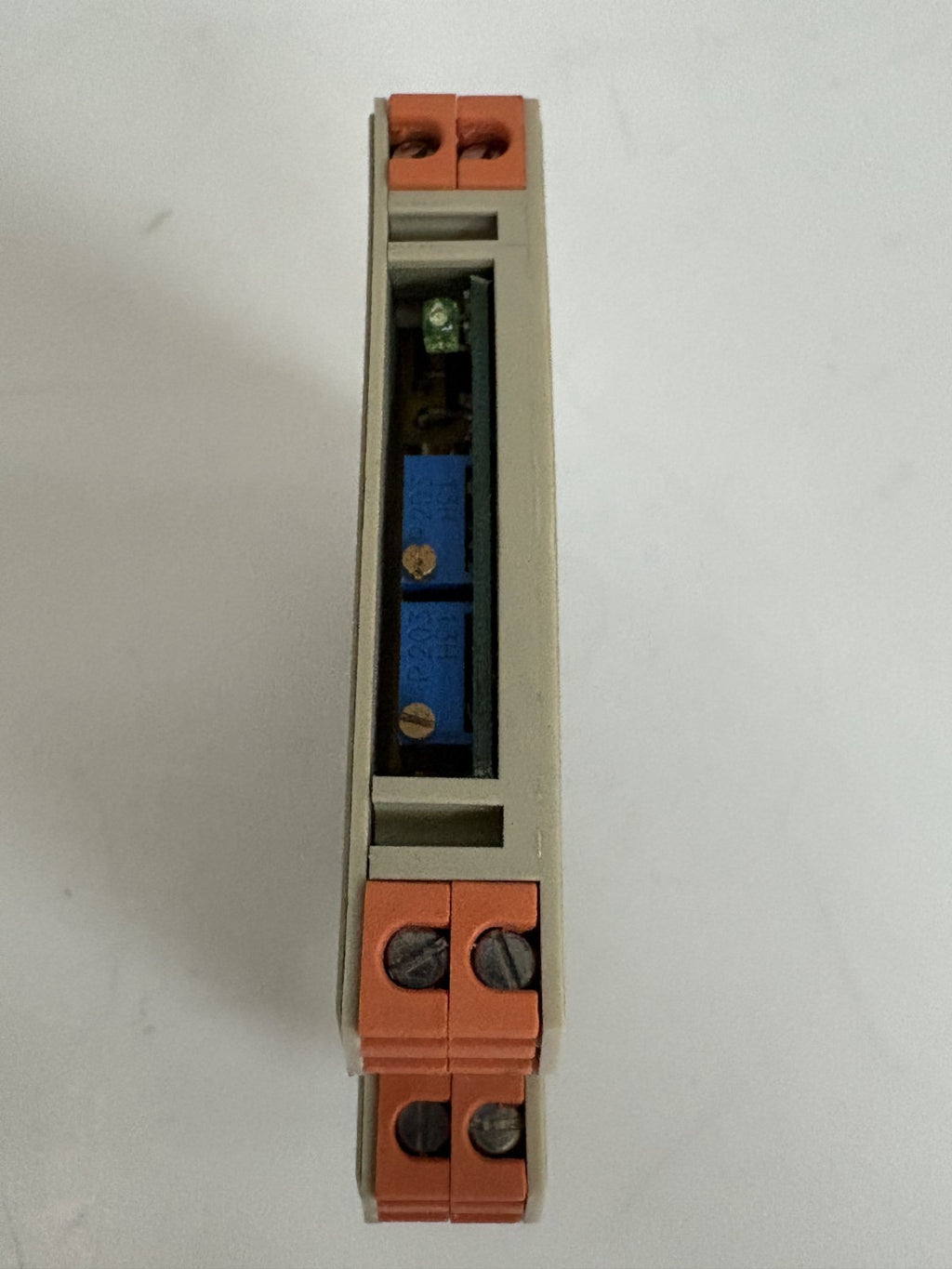 ACTION INSTRUMENTS WATLOW ULTRA SLIMPAK SIGNAL ISOLATOR G408-0001