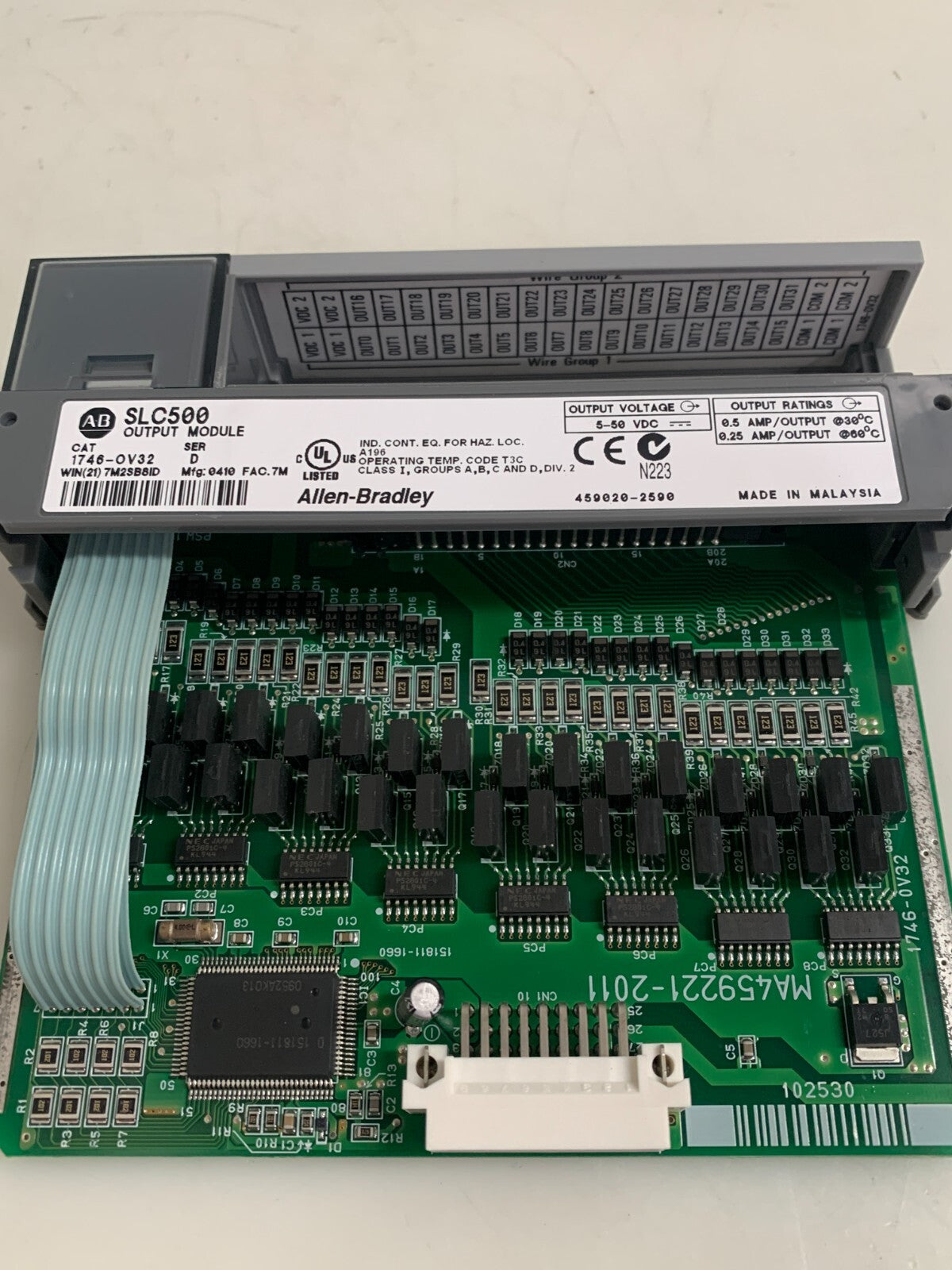 ALLEN BRADLEY OUTPUT MODULE 1746-OV32 D