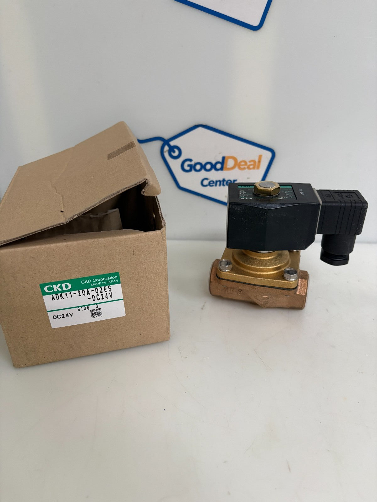 CKD SOLENOID VALVE ADK 11-20A-02ES-DC24V 