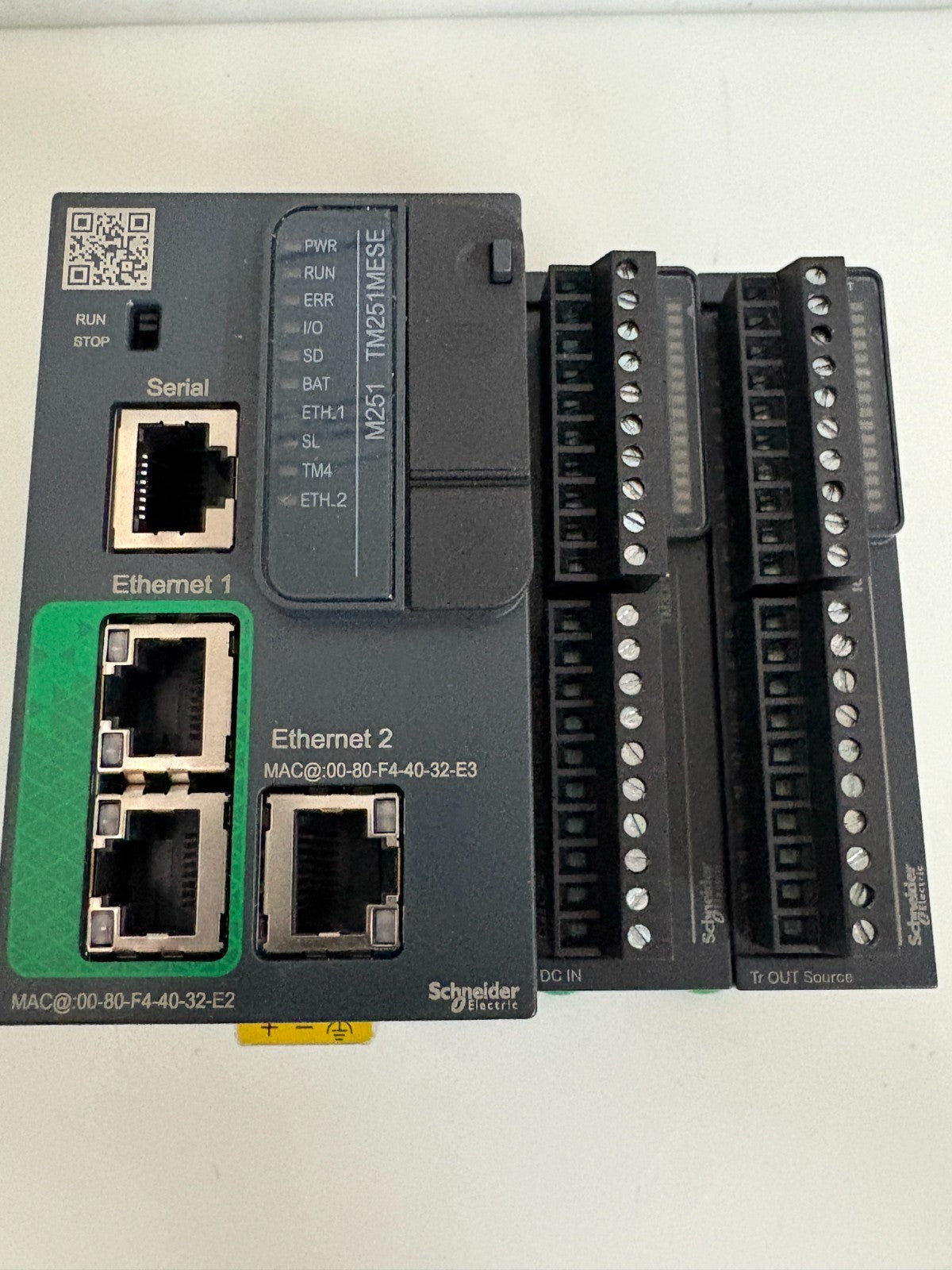 SCHNEIDER ELECTRIC MODICOM CONTROLLER TM251 MESE