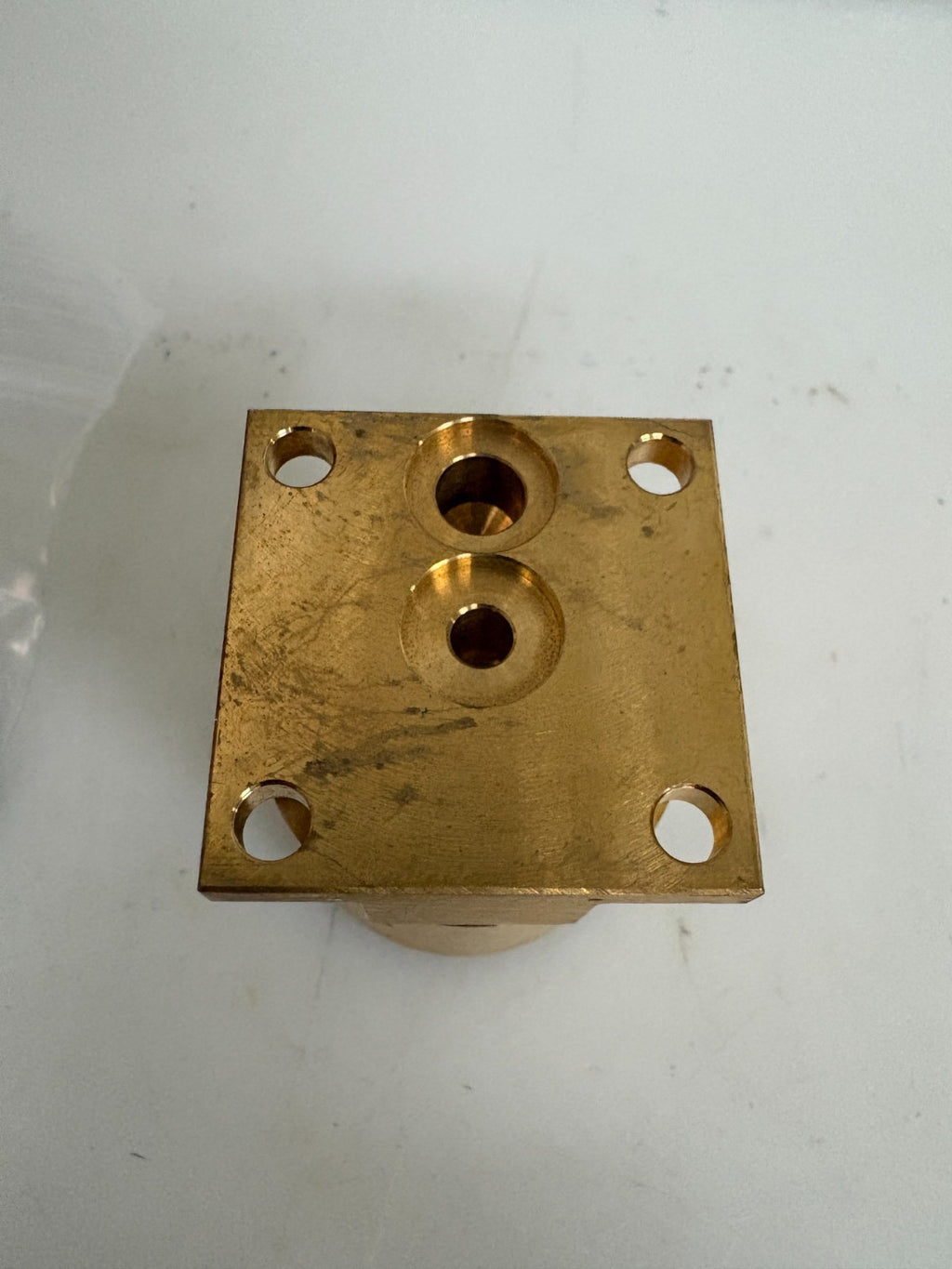 LOW PRESSURE PNEUMATIC VALVE 135000573
