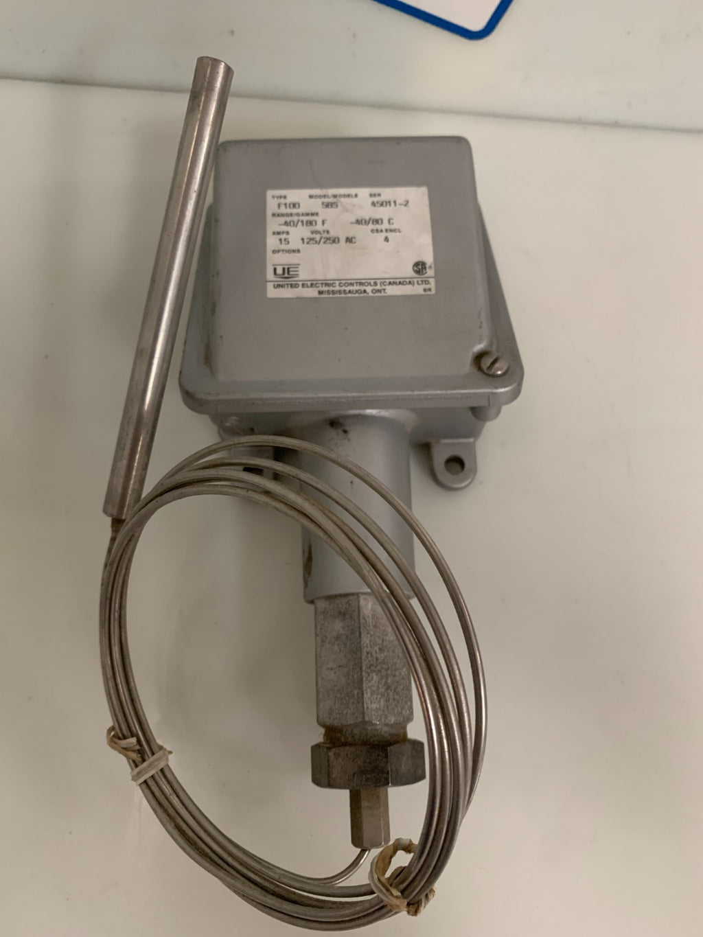 UNITED ELECTRIC CONTROLS TEMPERATURE CONTROL F100 5BS