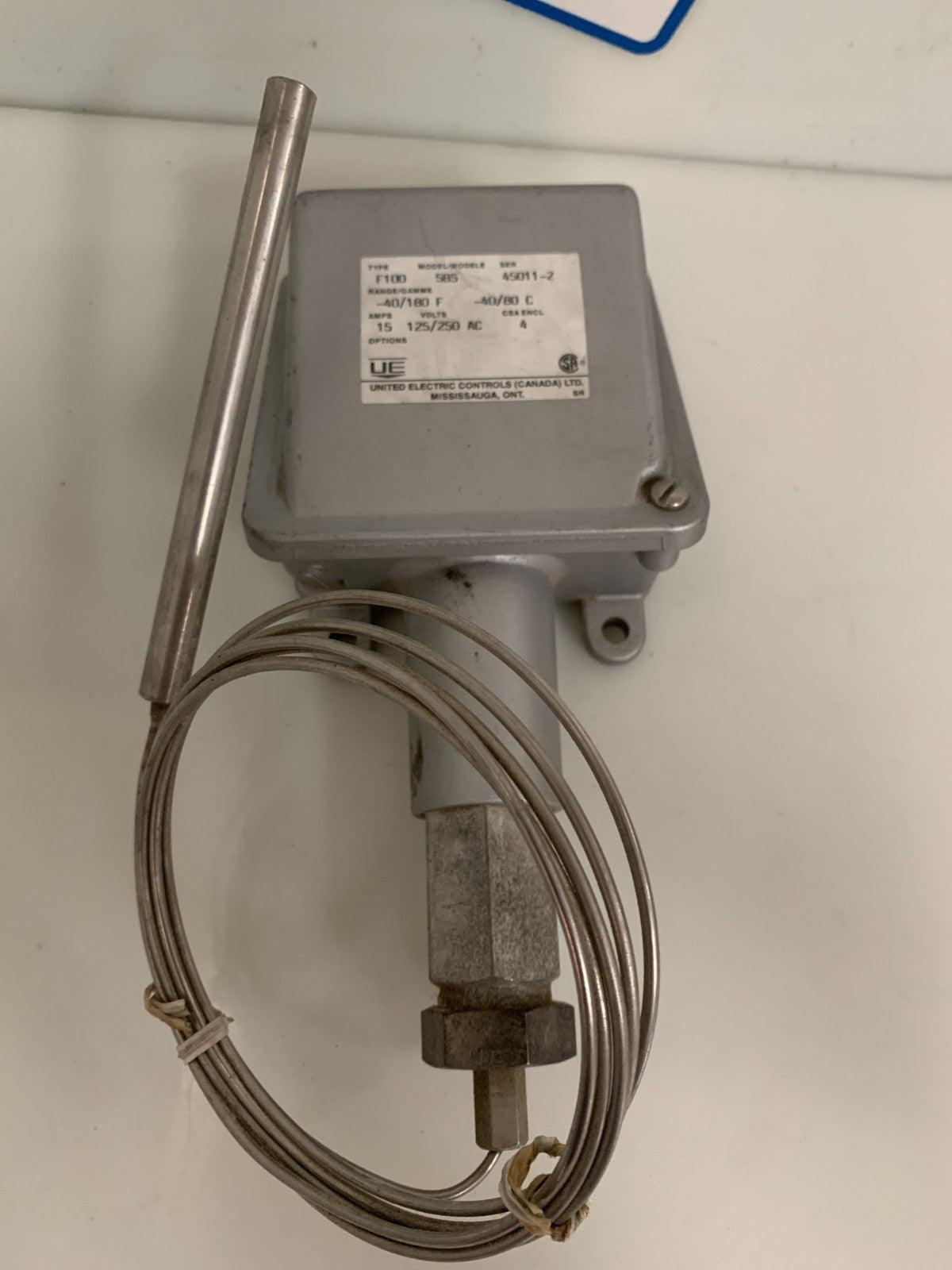 UNITED ELECTRIC CONTROLS TEMPERATURE CONTROL F100 5BS