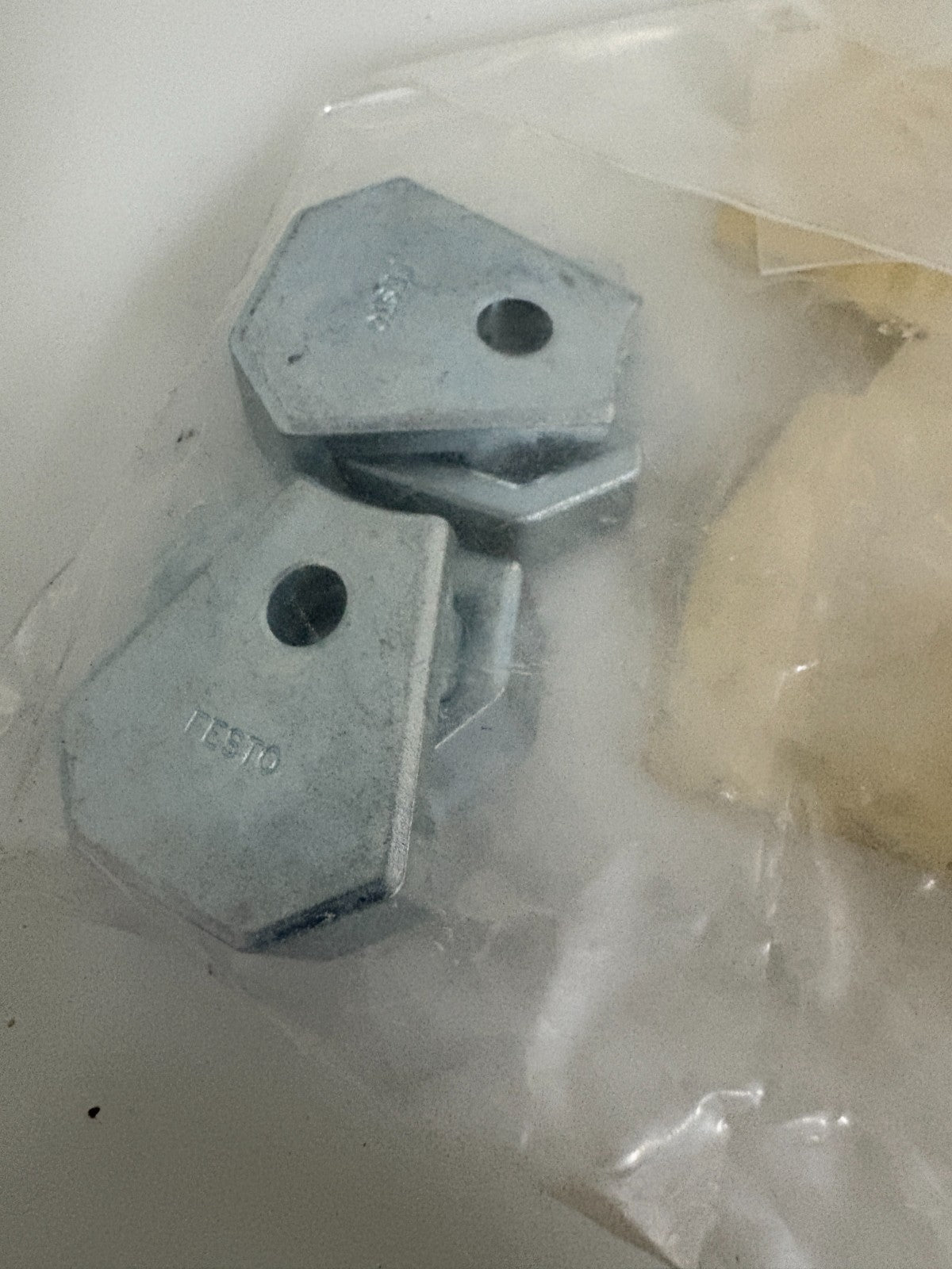 FESTO MIX LOT TRIM CAM 4X241629 DSR-32-108 P AND 4X234756