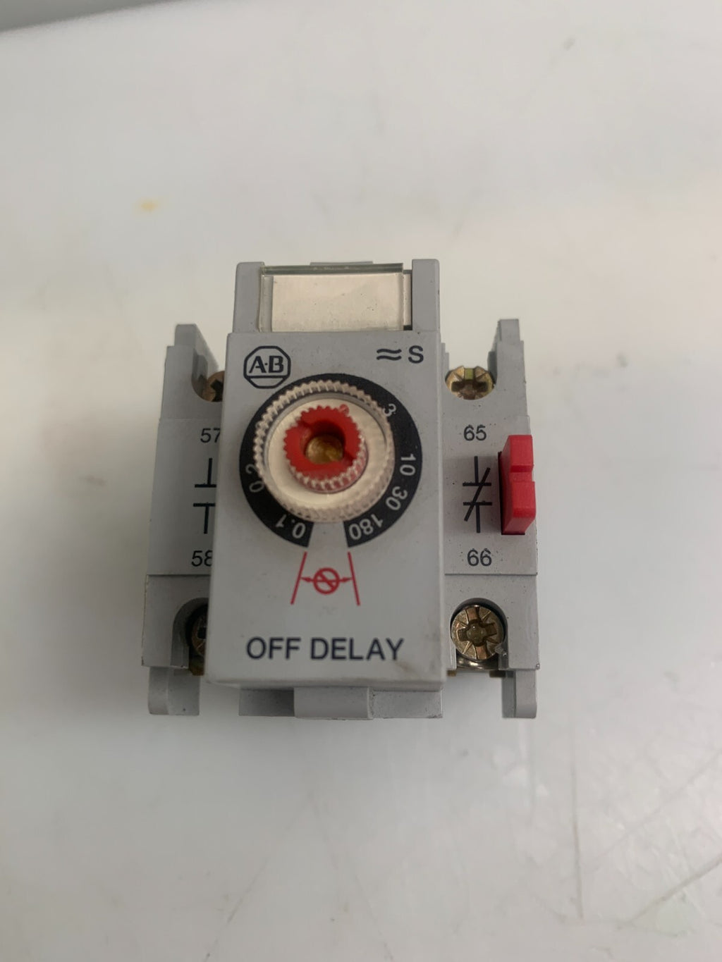 ALLEN BRADLEY 196-FTB Off Delay Switch