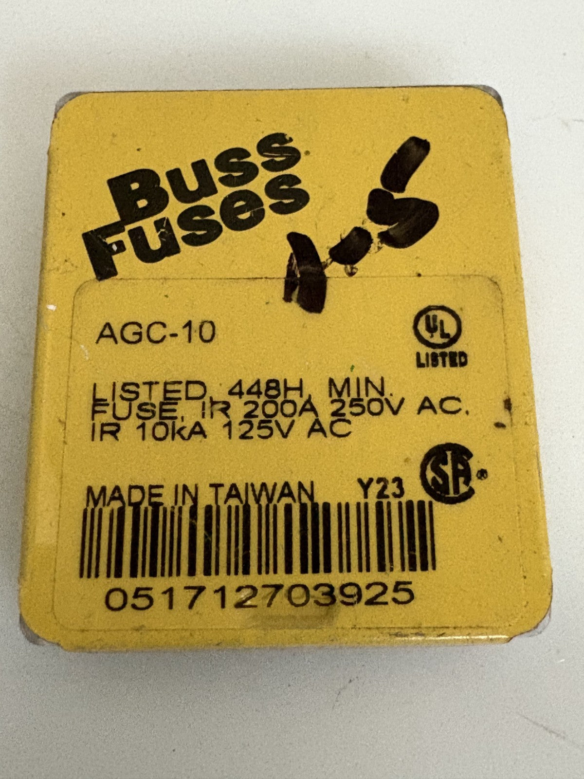 BUSS FUSES AGC-10 15 FUSES TOTAL2