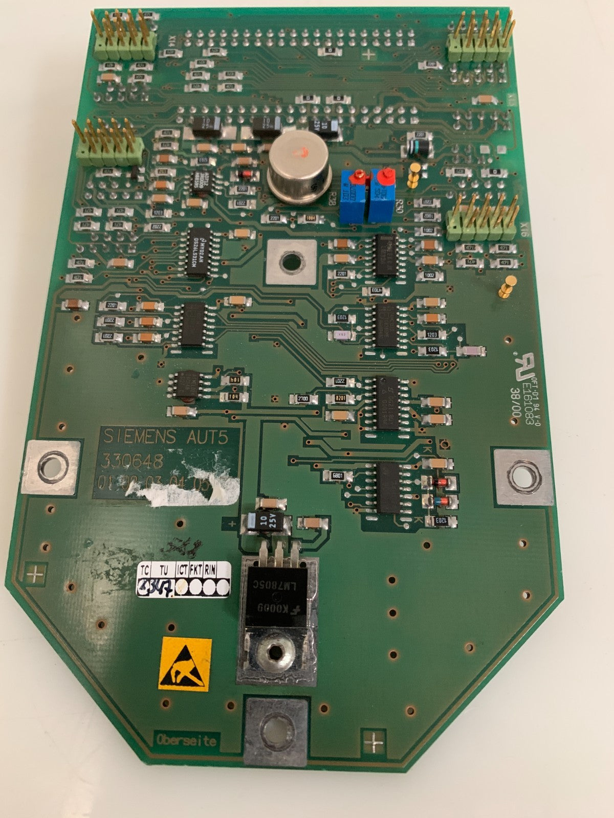 SIEMENS INTERMEDIATE DISTRIBUTOR DIGITAL CIRCUIT BOARD OC330648-03