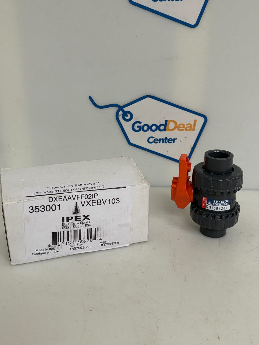 IPEX 1/2" TRUE UNION BALL VALVE 353001 VXEBV103