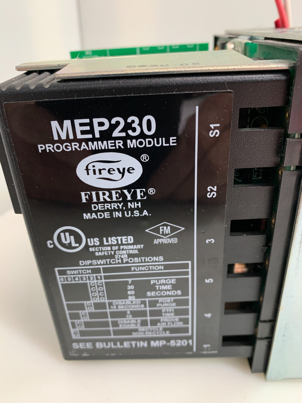FIREYE   MEC120  120V Chassis   w/MEUV4  Amplifier Module & MEP230  Programmer