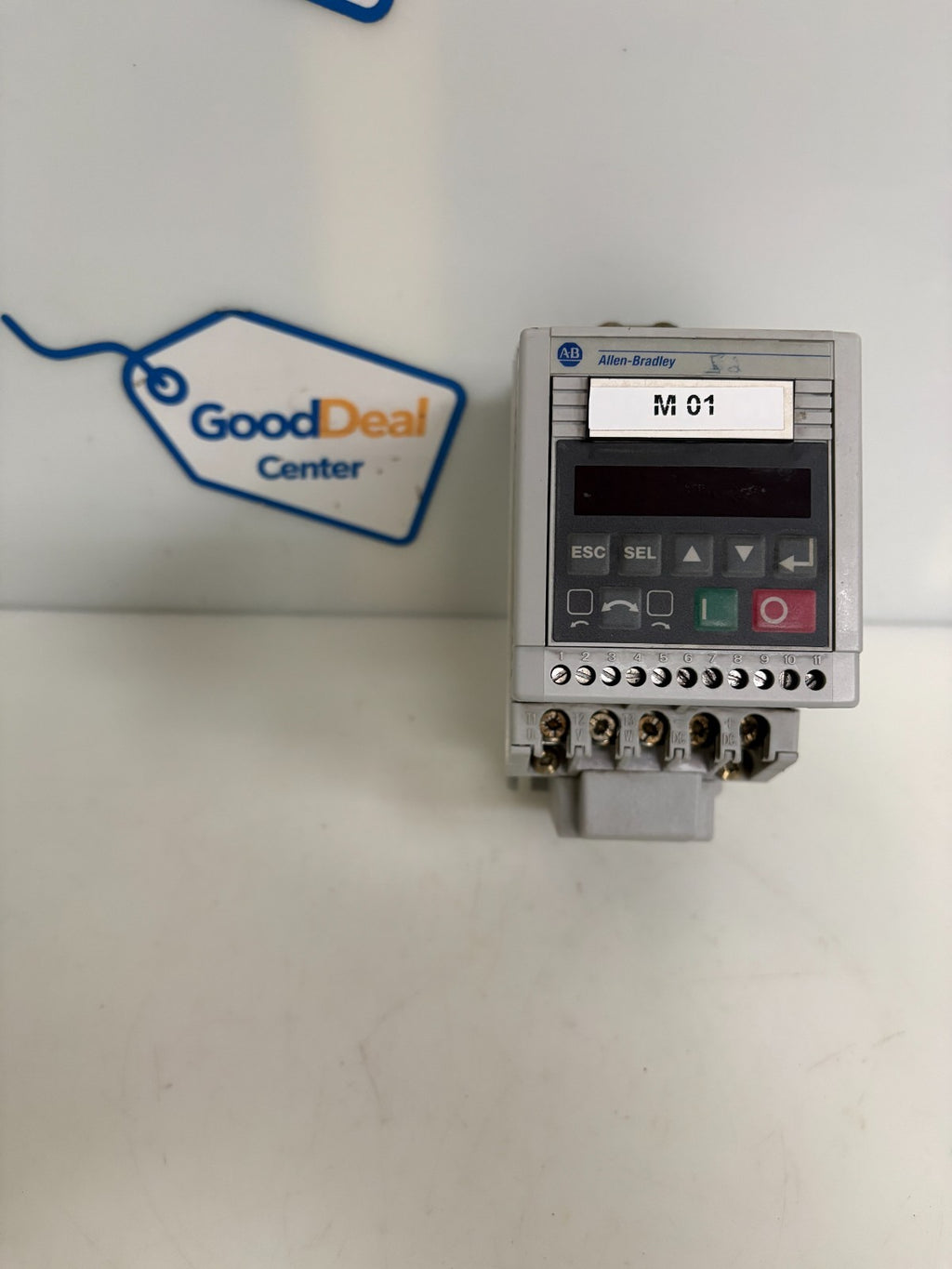 ALLEN BRADLEY 1HP DRIVE CONTROLLER 160-BA03NPS1P1 SER A0