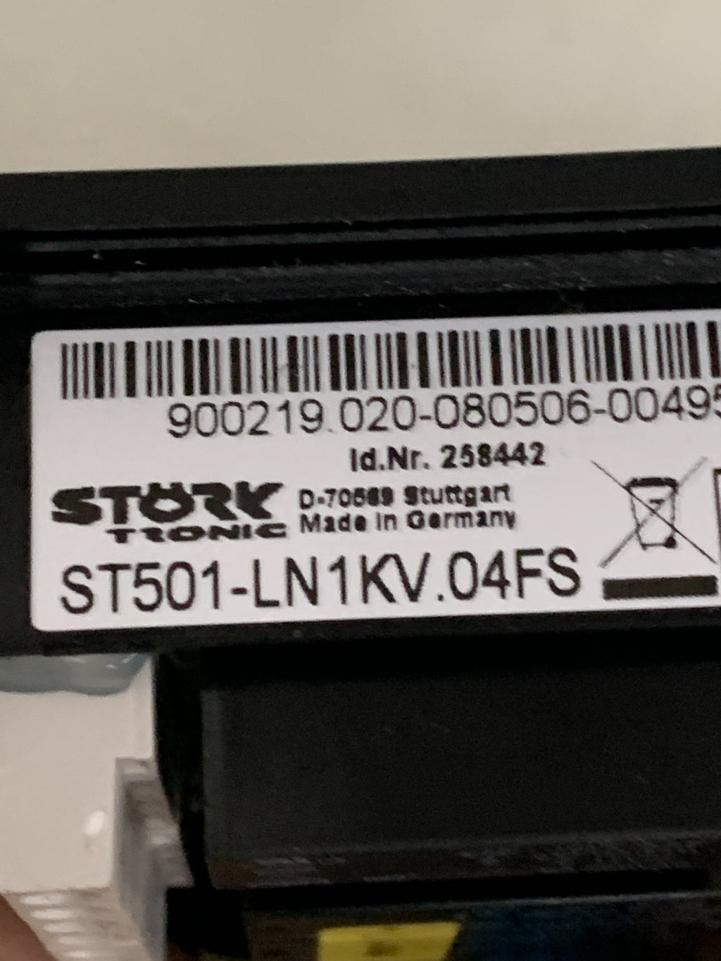 STORK TRONIC TEMPERATURE CONTROLLER ST501-LN1KV-04FS