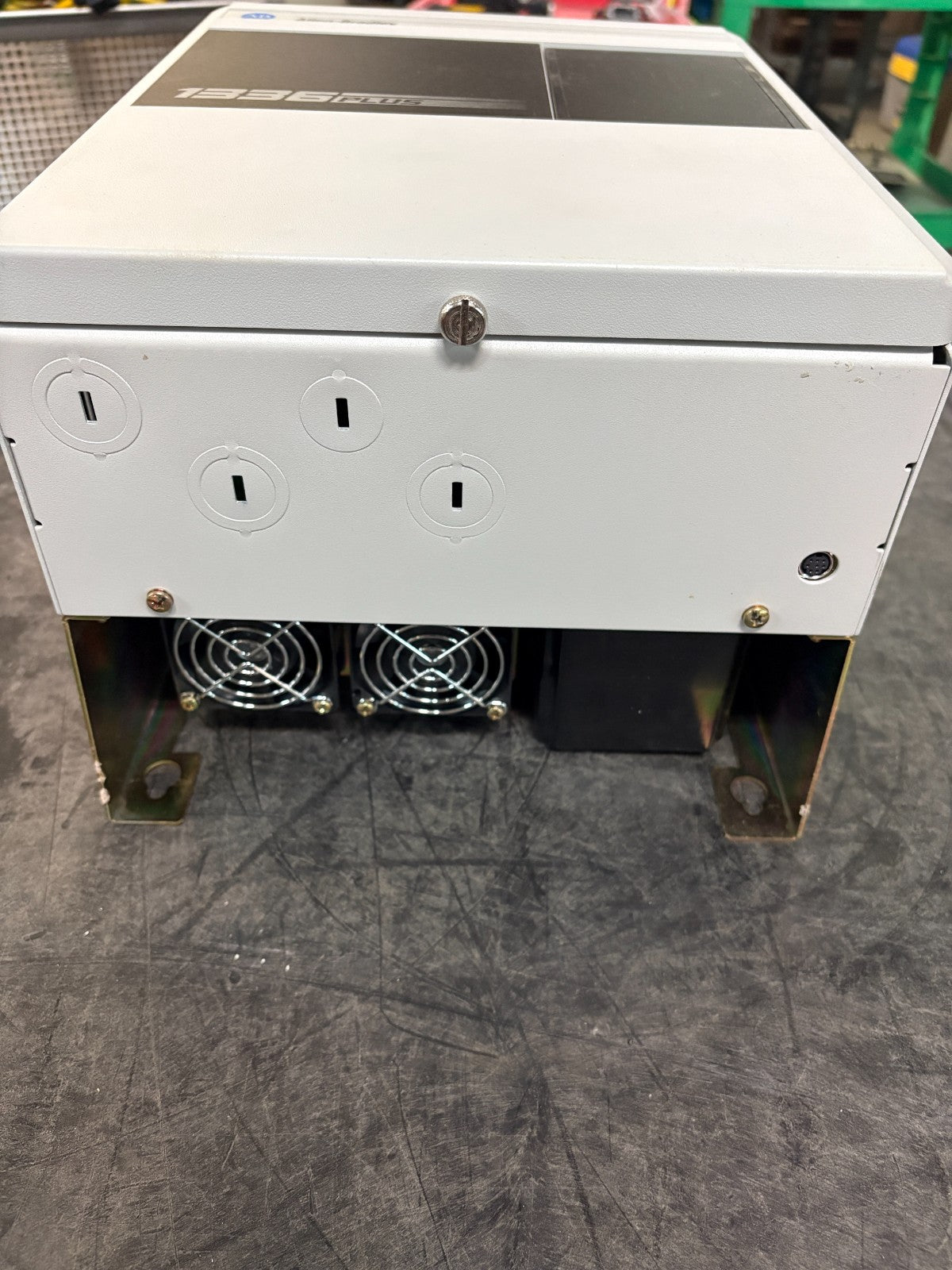 ALLEN BRADLEY 10HP ADJUSTABLE FREQUENCY AC DRIVE 1336S-BRF100-AA-EN3