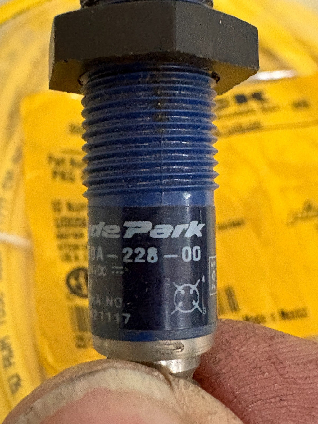 HYDE PARK ULTRASONIC SENSOR SM350A-228-00 W/TURCK PKG4M-54