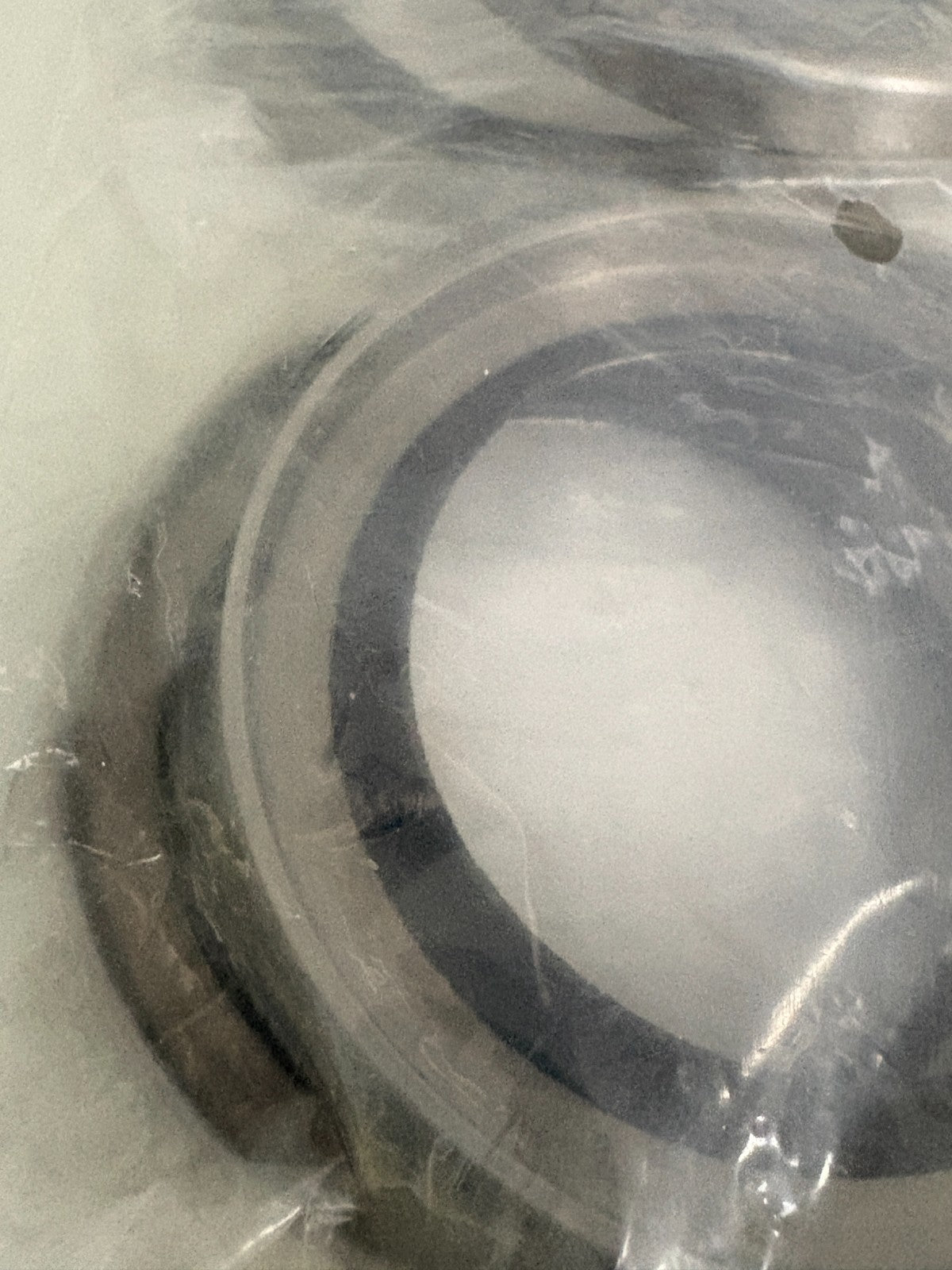 LOT OF 5 DMR STEEL SHELL NITRILE OIL SEALS 608010-ATA