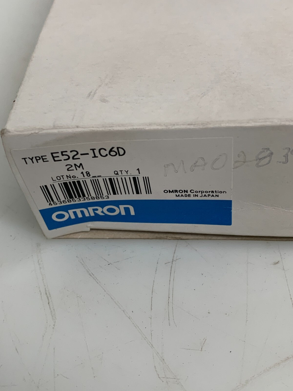 OMRON E52-IC6D-N 2M / E52IC6DN2M Temperature Sensor Thermocouple2