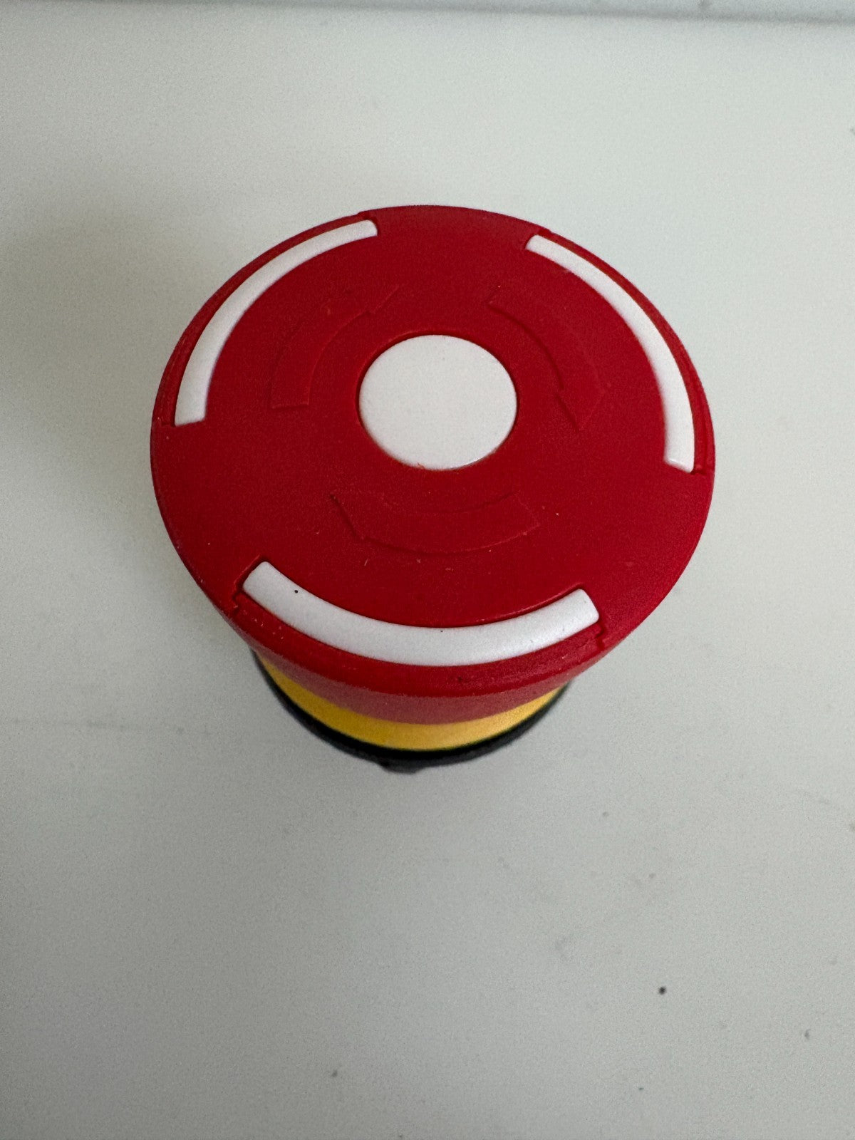 EAO EMERGENCY STOP SWITCH 84-5140.0020