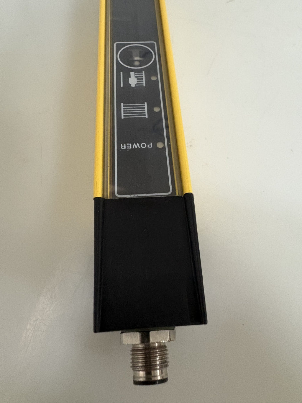 ALLEN BRADLEY GUARD SHIELD SAFE & RECEIVER 445L-R4S0120YD1