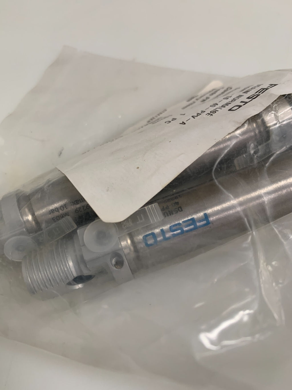 FESTO DSNU-16-40-PPV-A  Pneumatic Cylinder  19229  (Lot of 2)3
