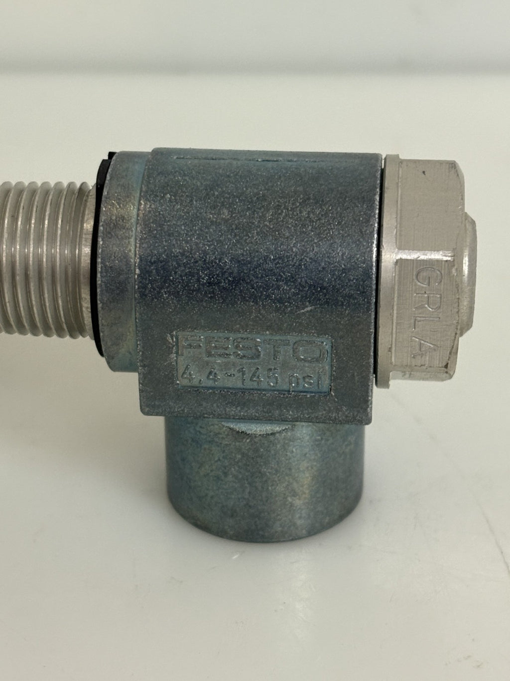 LOT OF 2 FESTO FLOW CONTROL VALVE 4.4 - 145 PSI GRLA