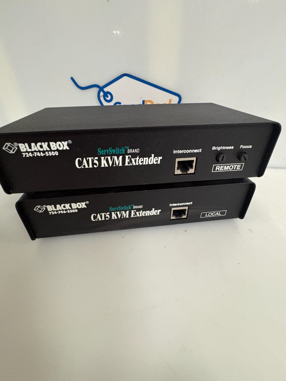 BLACK BOX SERV SWITCH CAT5 KVM EXTENDER LOCAL AND REMOTE UNIT NO CABLES